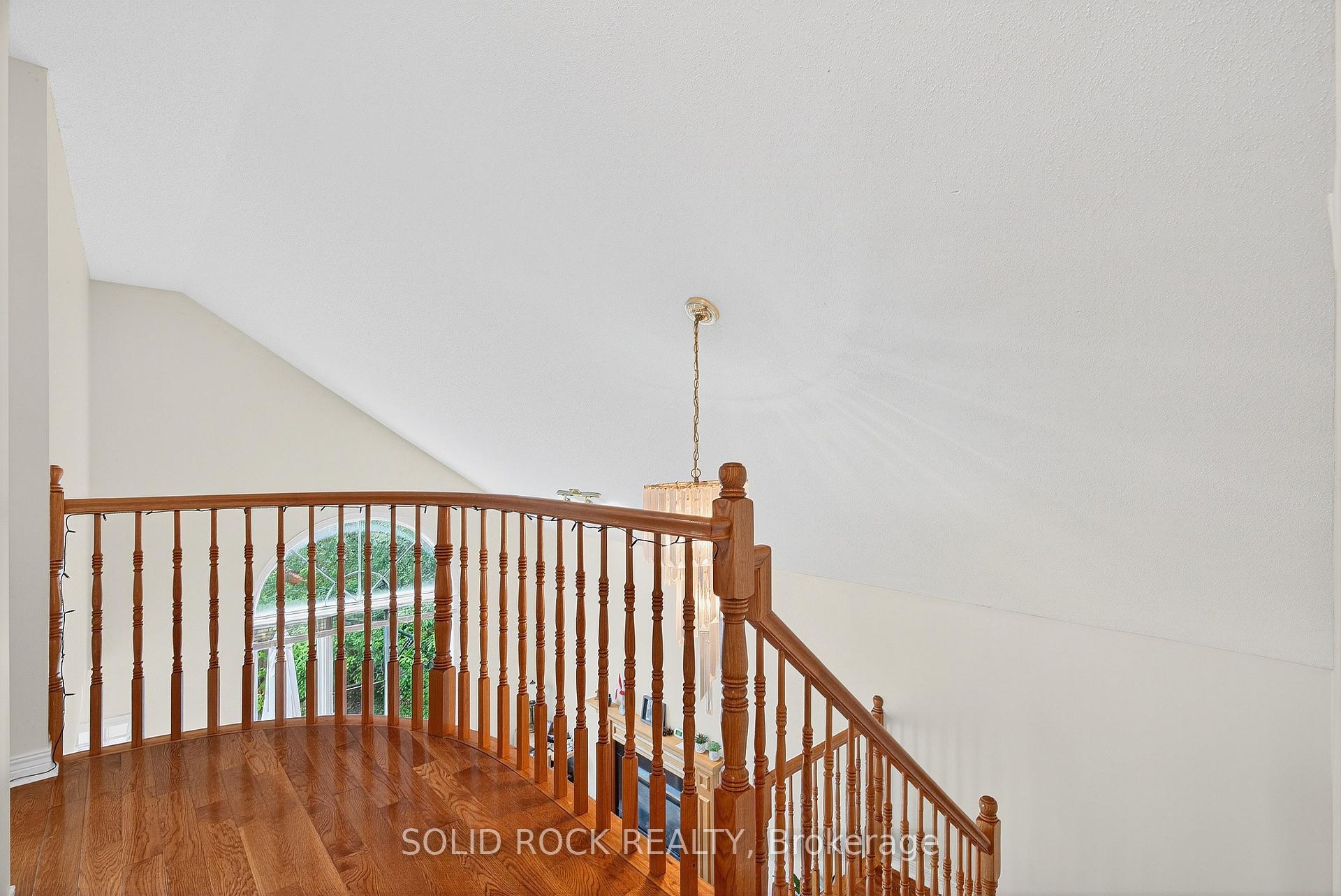 Photo 31 of 30 Kenins Crescent, Ottawa, Kanata - Kanata Lakes/Heritage Hills — HOMEH
