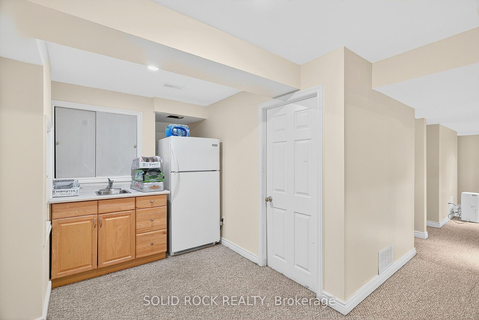 Photo 35 of 30 Kenins Crescent, Ottawa, Kanata - Kanata Lakes/Heritage Hills — HOMEH
