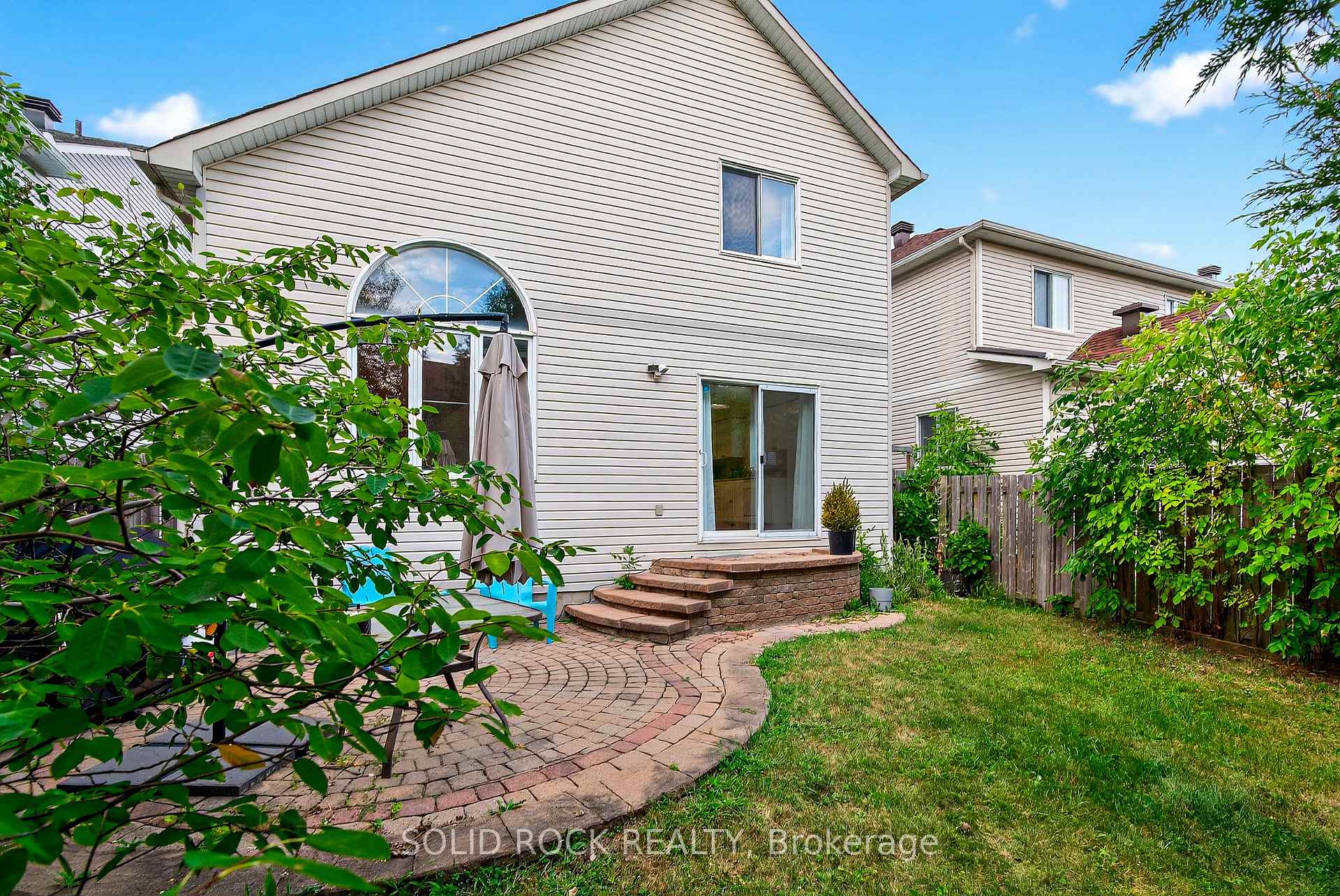 Photo 42 of 30 Kenins Crescent, Ottawa, Kanata - Kanata Lakes/Heritage Hills — HOMEH