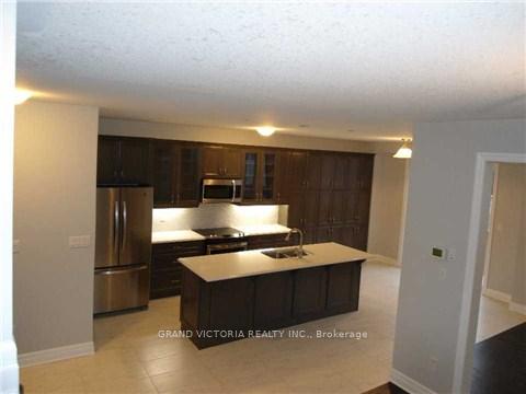 Photo 5 of 288 Fellowes Crescent, Hamilton, Waterdown — HOMEH