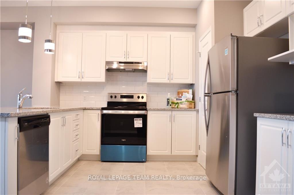 Photo 6 of 493 Cope Drive, Ottawa, Kanata - Emerald Meadows/Trailwest — HOMEH