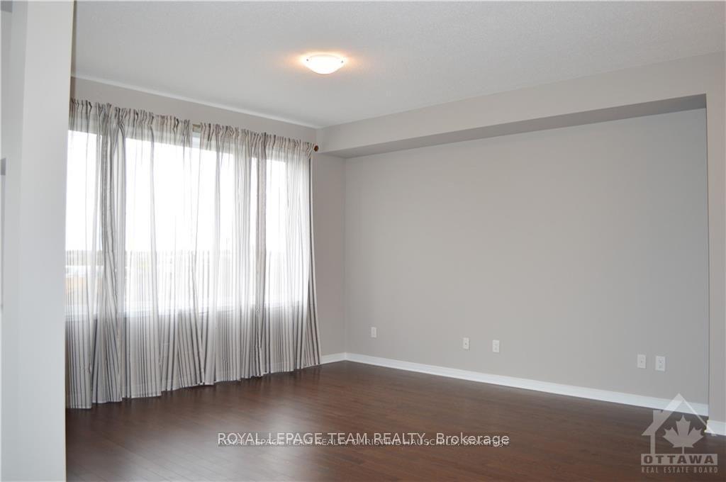 Photo 12 of 493 Cope Drive, Ottawa, Kanata - Emerald Meadows/Trailwest — HOMEH