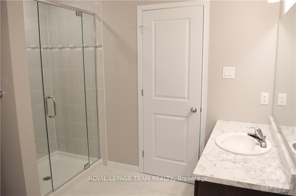Photo 18 of 493 Cope Drive, Ottawa, Kanata - Emerald Meadows/Trailwest — HOMEH