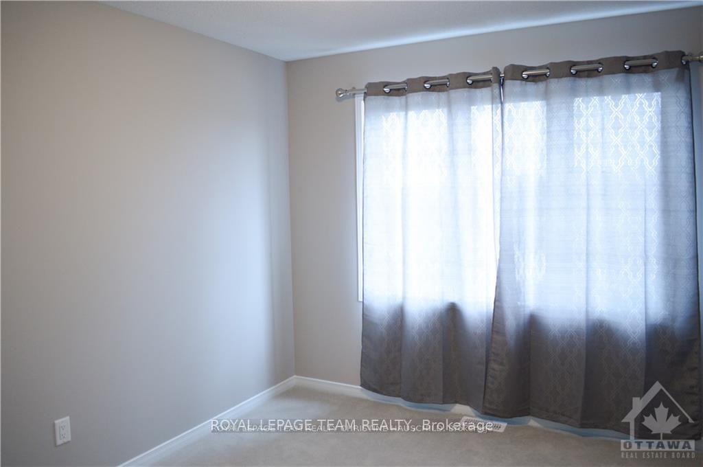 Photo 22 of 493 Cope Drive, Ottawa, Kanata - Emerald Meadows/Trailwest — HOMEH