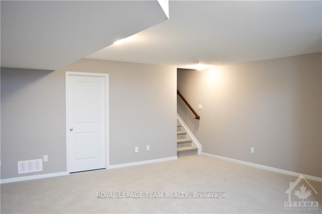 Photo 27 of 493 Cope Drive, Ottawa, Kanata - Emerald Meadows/Trailwest — HOMEH