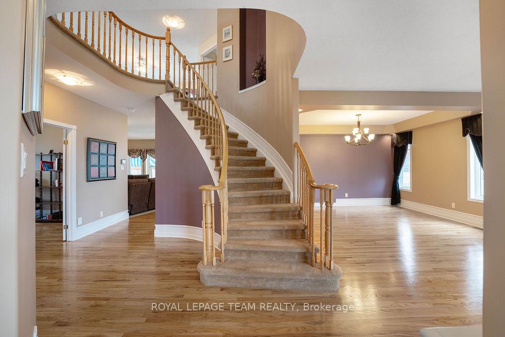 Photo 6 of 37 Loyal Hill Crescent, Ottawa, Kanata - Bridlewood — HOMEH