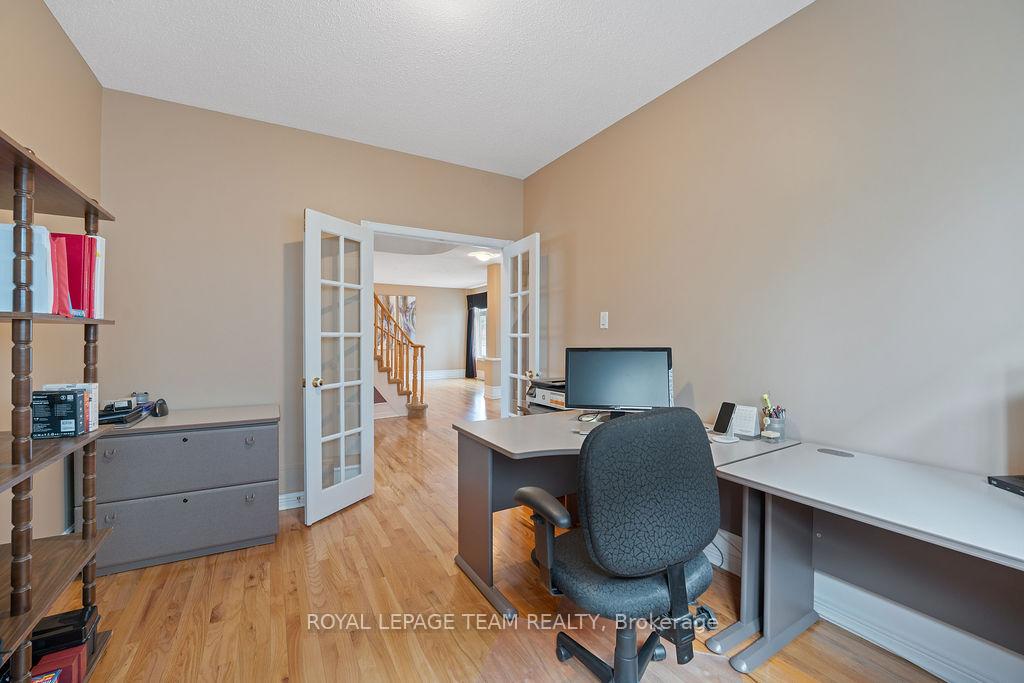 Photo 16 of 37 Loyal Hill Crescent, Ottawa, Kanata - Bridlewood — HOMEH