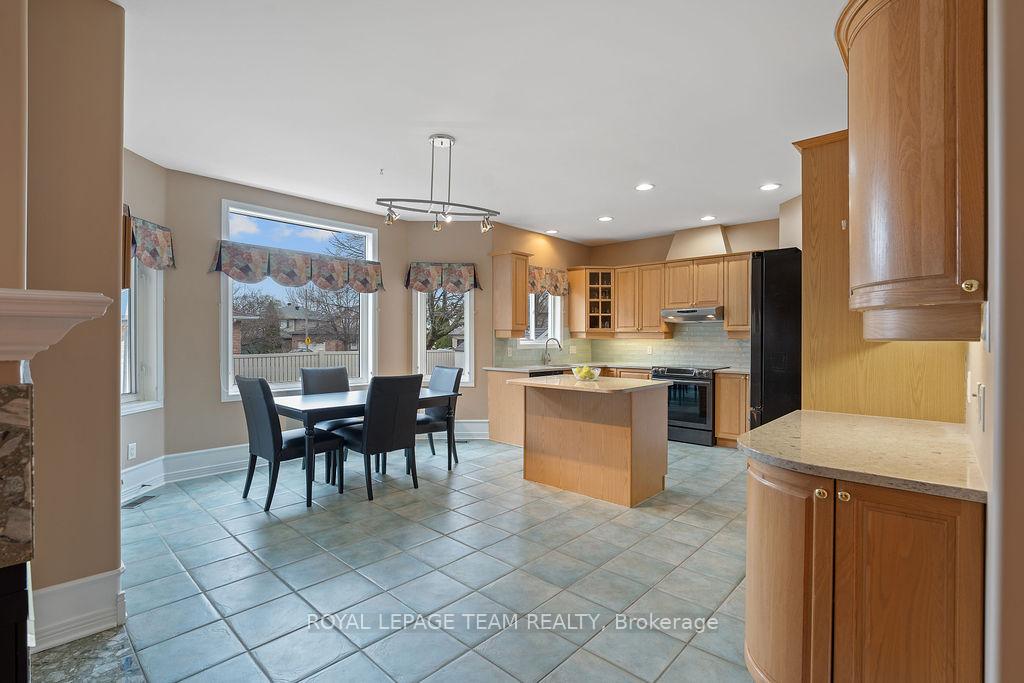 Photo 17 of 37 Loyal Hill Crescent, Ottawa, Kanata - Bridlewood — HOMEH