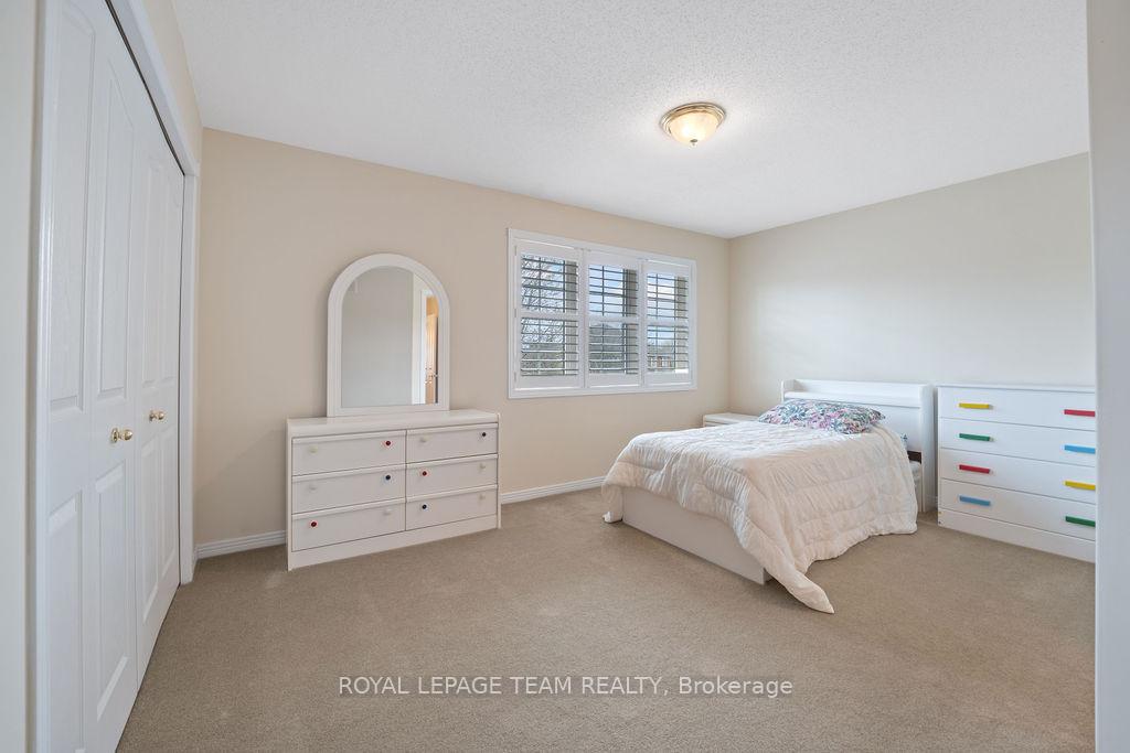 Photo 39 of 37 Loyal Hill Crescent, Ottawa, Kanata - Bridlewood — HOMEH