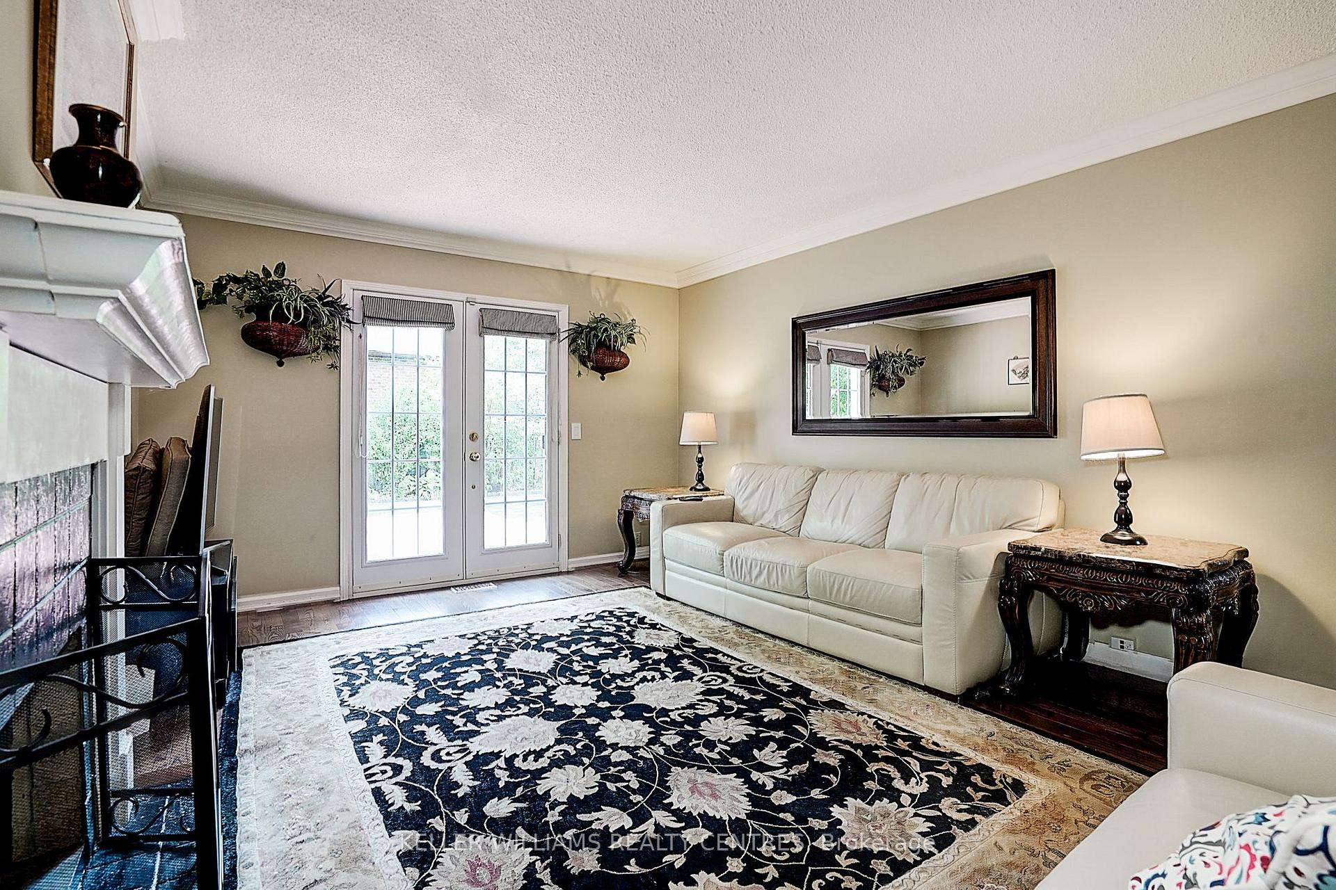 Photo 12 of 9 Hickory Drive, Markham, Raymerville — HOMEH