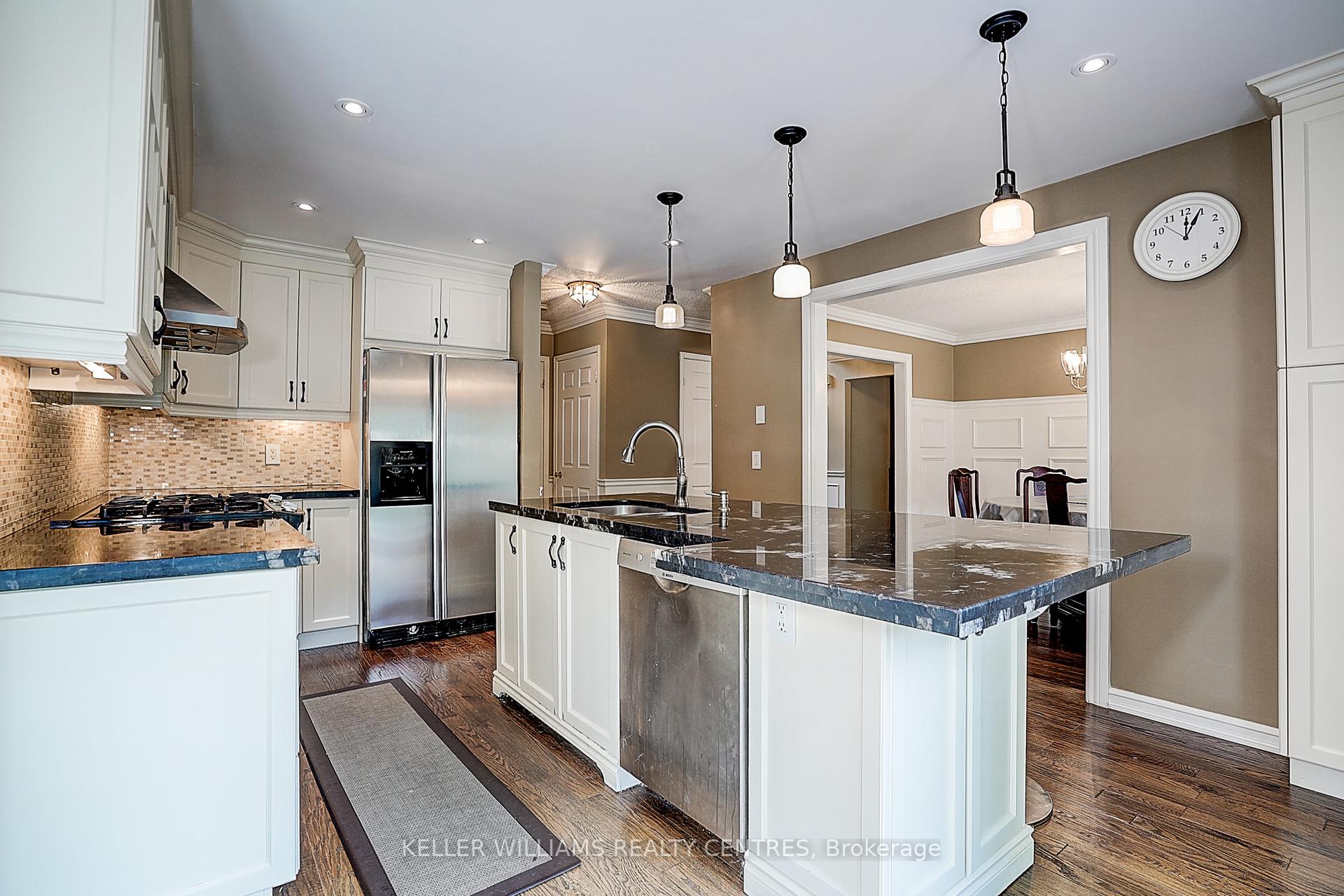 Photo 18 of 9 Hickory Drive, Markham, Raymerville — HOMEH