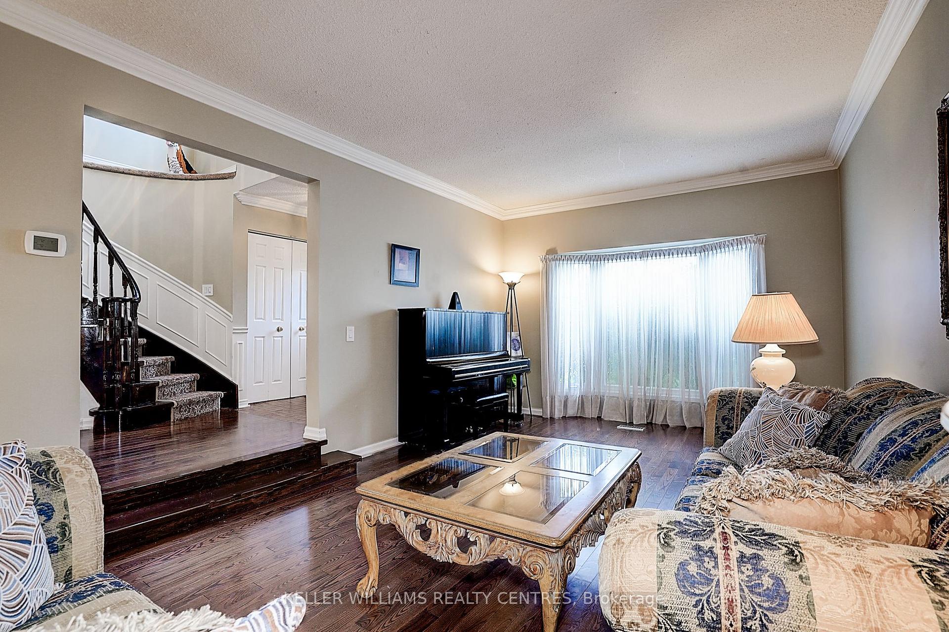 Photo 23 of 9 Hickory Drive, Markham, Raymerville — HOMEH
