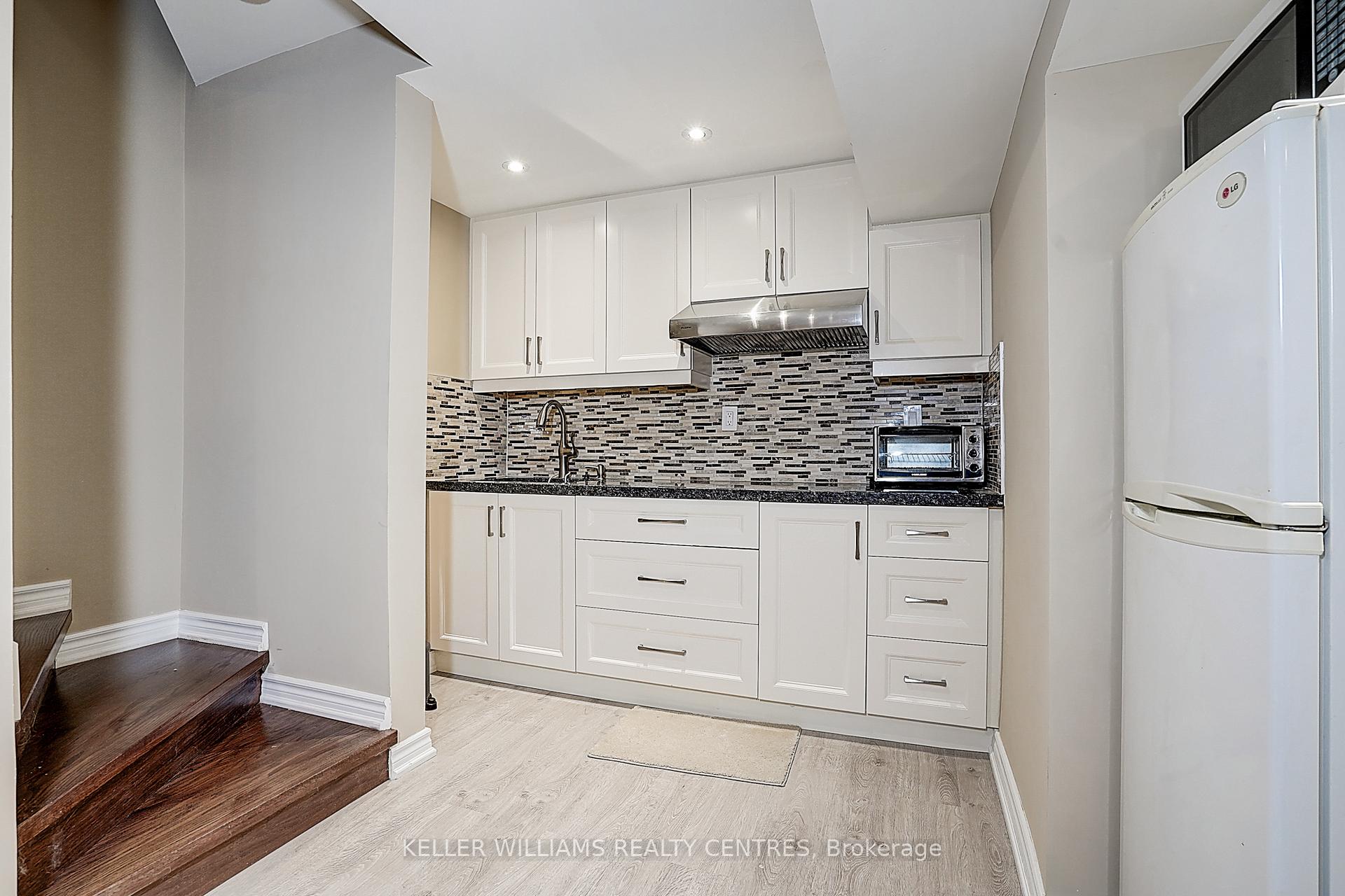 Photo 39 of 9 Hickory Drive, Markham, Raymerville — HOMEH