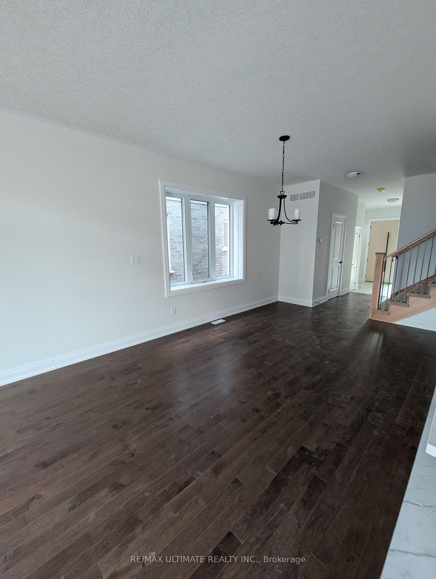 Photo 4 of 66 Shaded Creek Drive, Kitchener — HOMEH