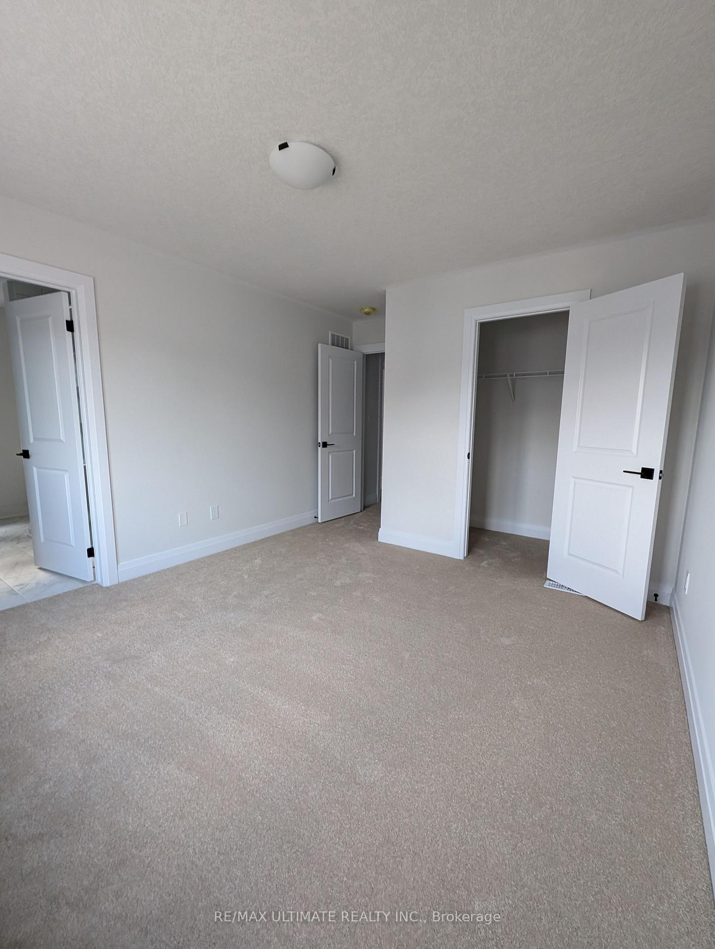 Photo 16 of 66 Shaded Creek Drive, Kitchener — HOMEH