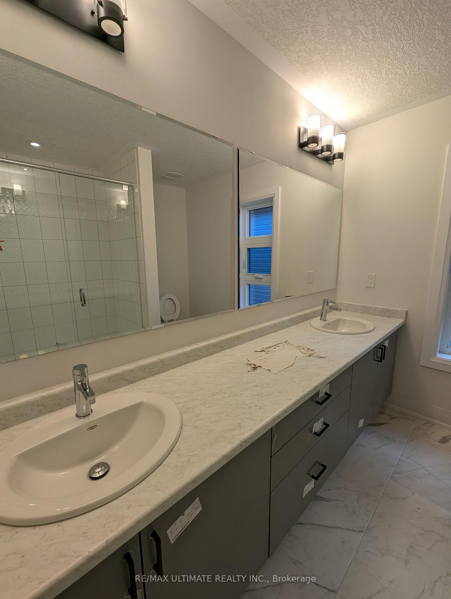 Photo 17 of 66 Shaded Creek Drive, Kitchener — HOMEH