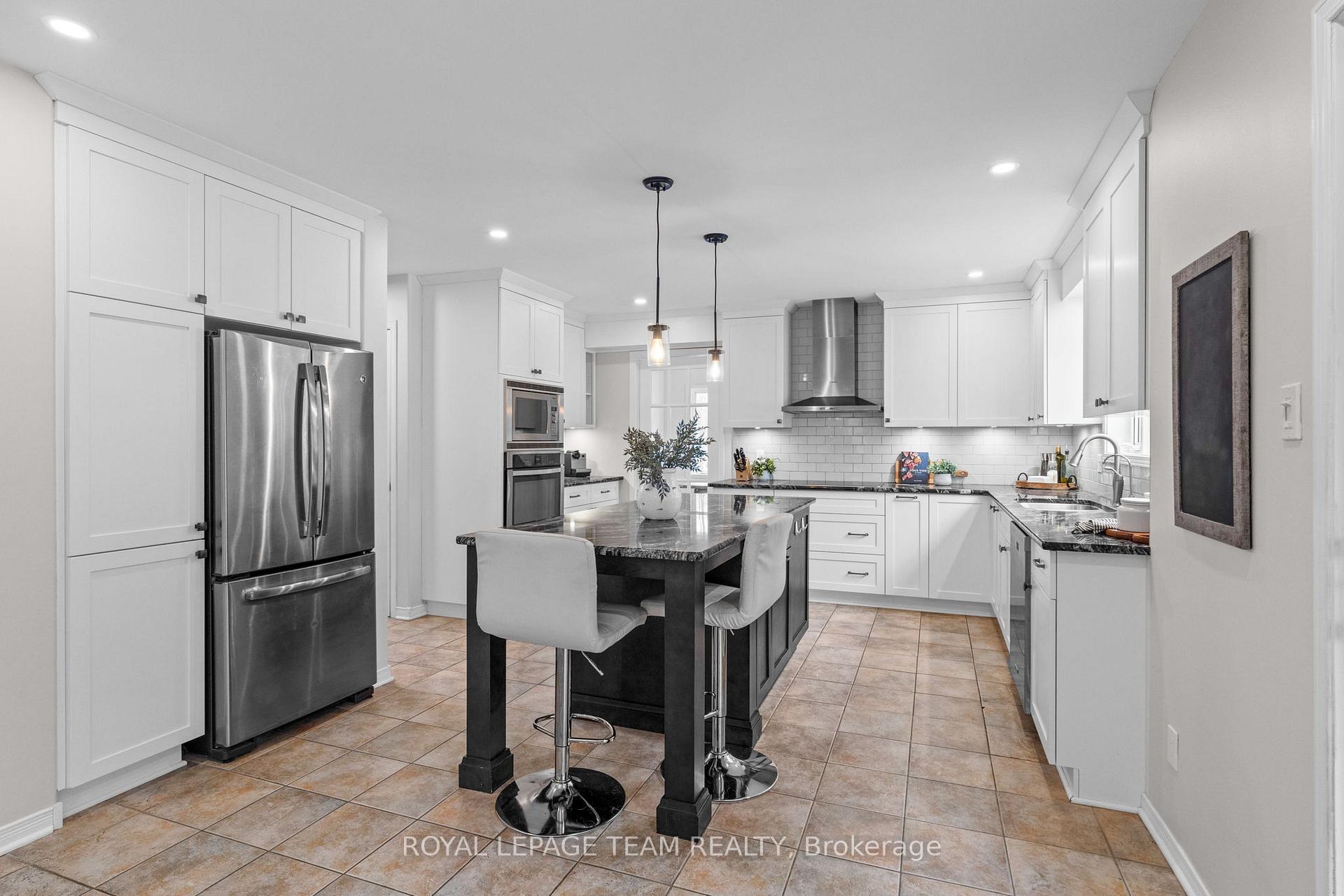 Photo 13 of 5772 Knights Drive, Ottawa, Manotick East to Manotick Station — HOMEH