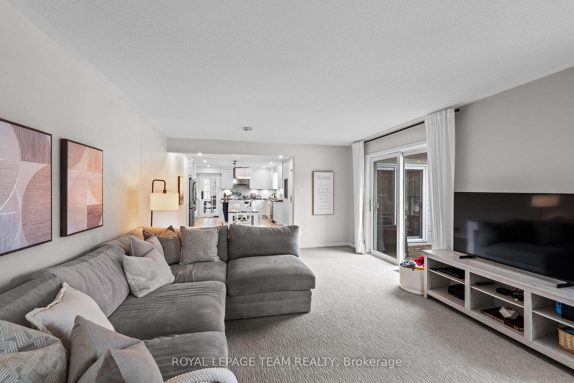 Photo 20 of 5772 Knights Drive, Ottawa, Manotick East to Manotick Station — HOMEH