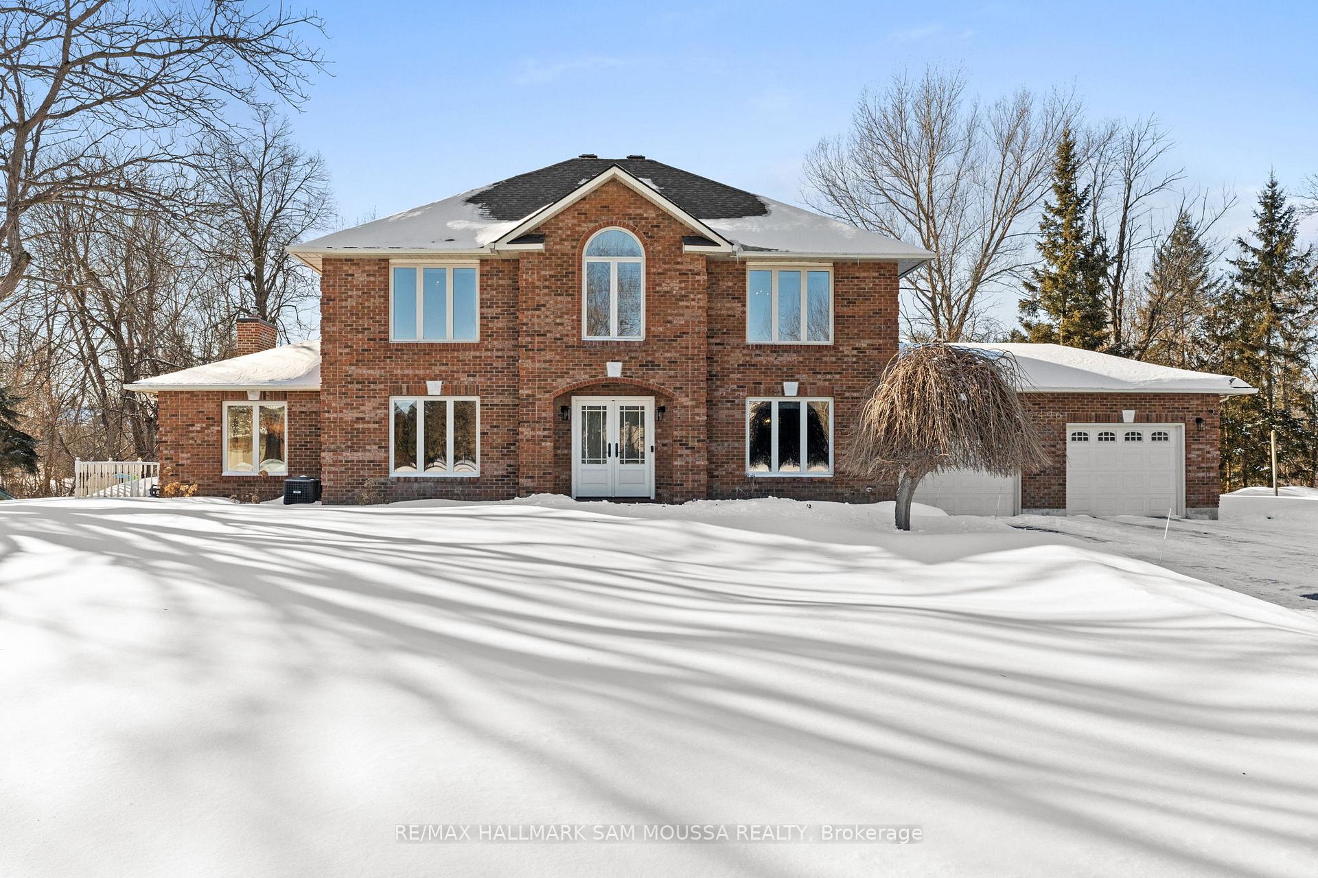 Front of 5496 Whitewood Avenue