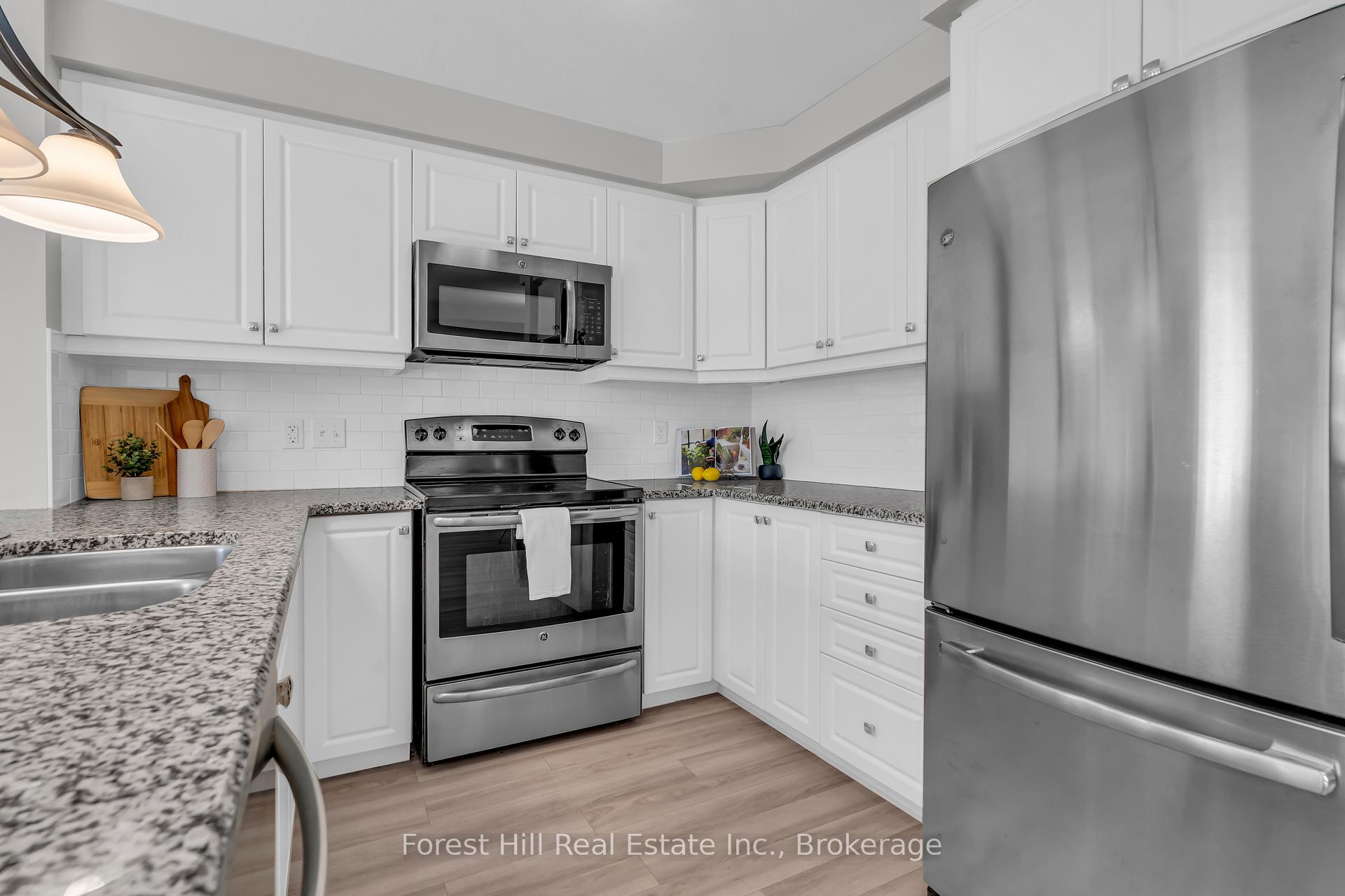 Photo 10 of 40 Netherwood Road, Kitchener, Doon South — HOMEH