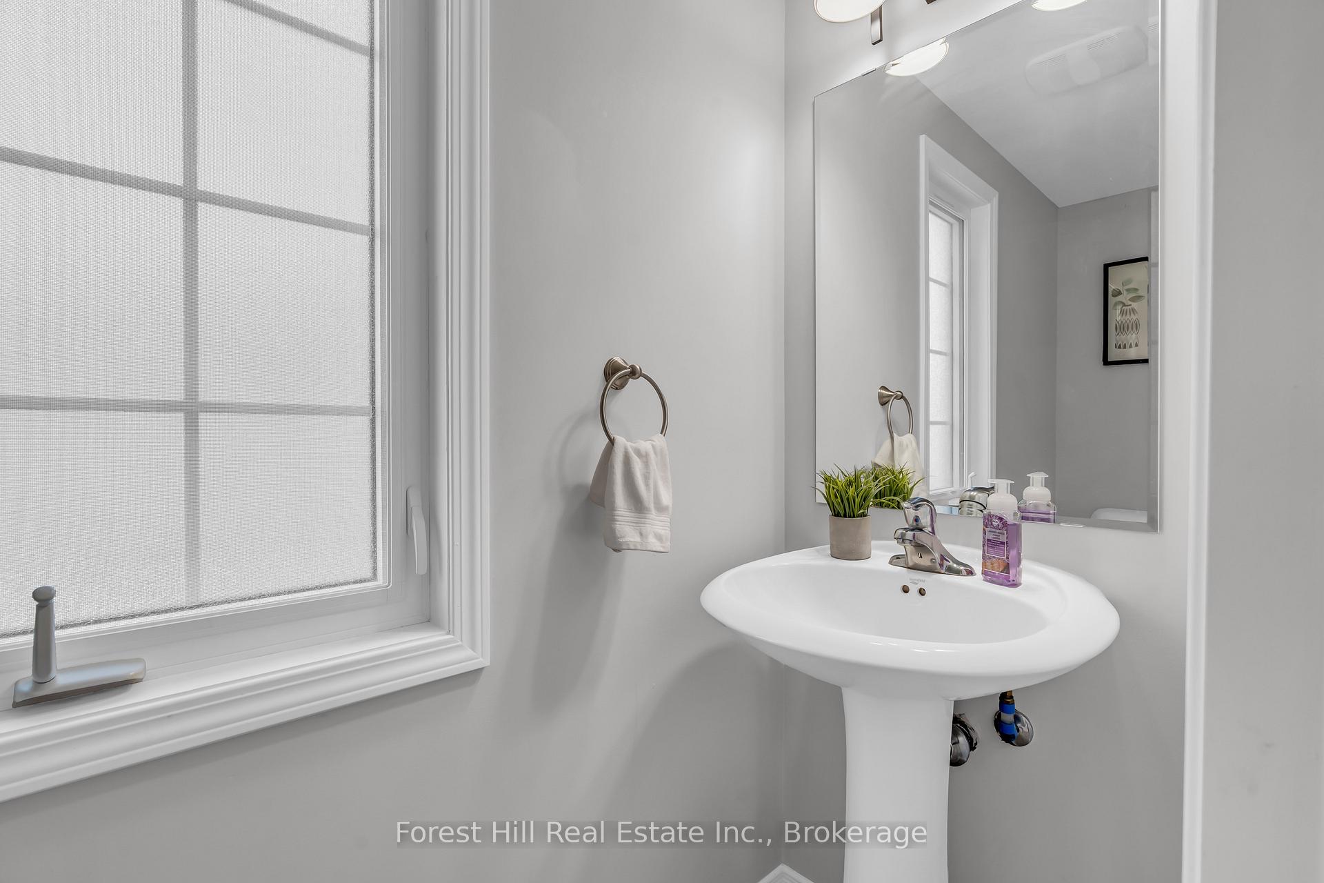 Photo 14 of 40 Netherwood Road, Kitchener, Doon South — HOMEH