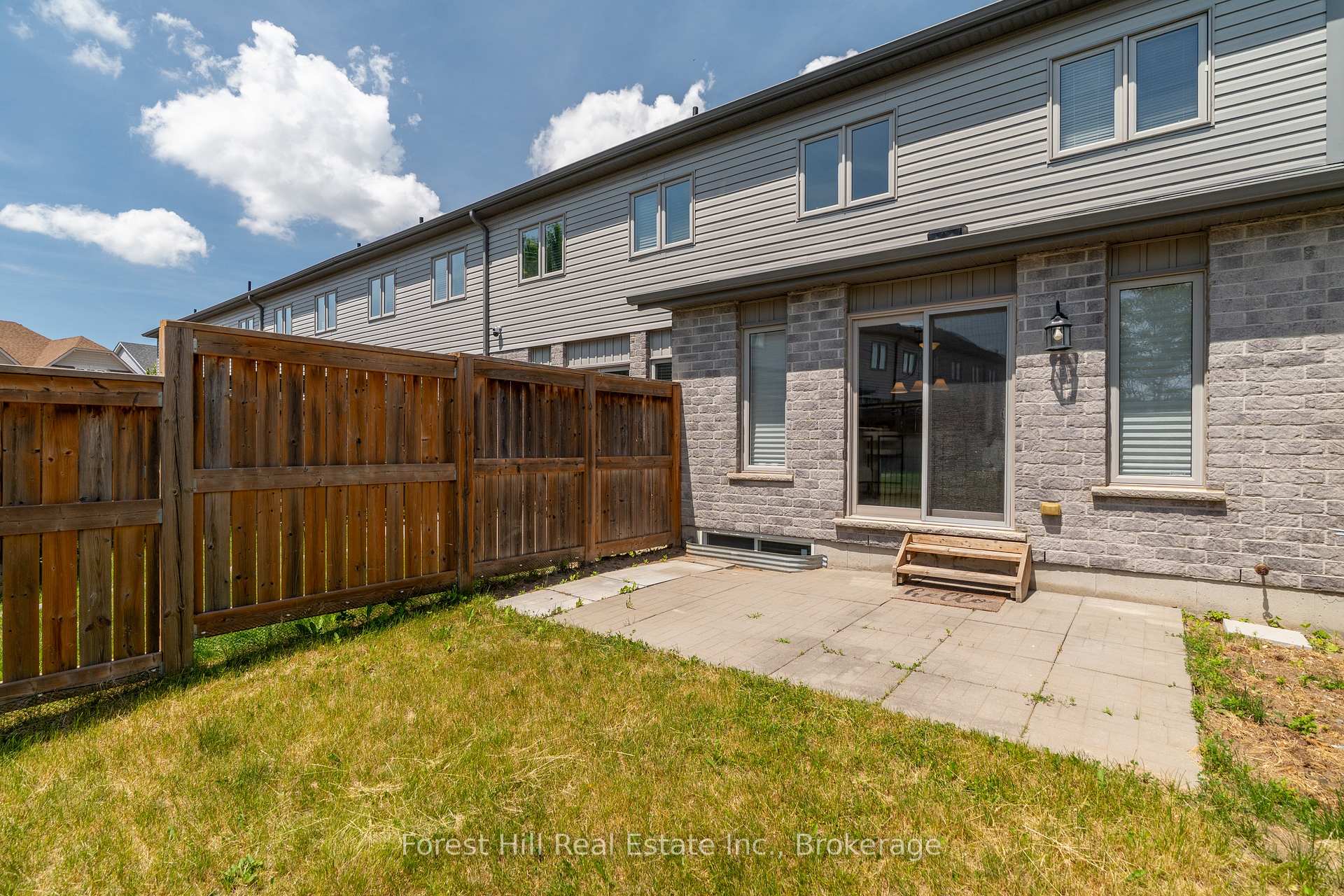 Photo 27 of 40 Netherwood Road, Kitchener, Doon South — HOMEH