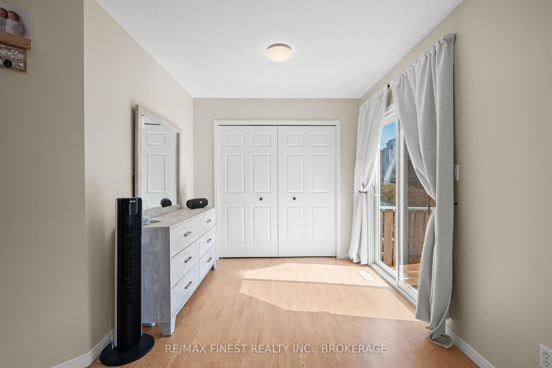 Photo 13 of 1032 Redwood Crescent, Kingston, City Northwest — HOMEH