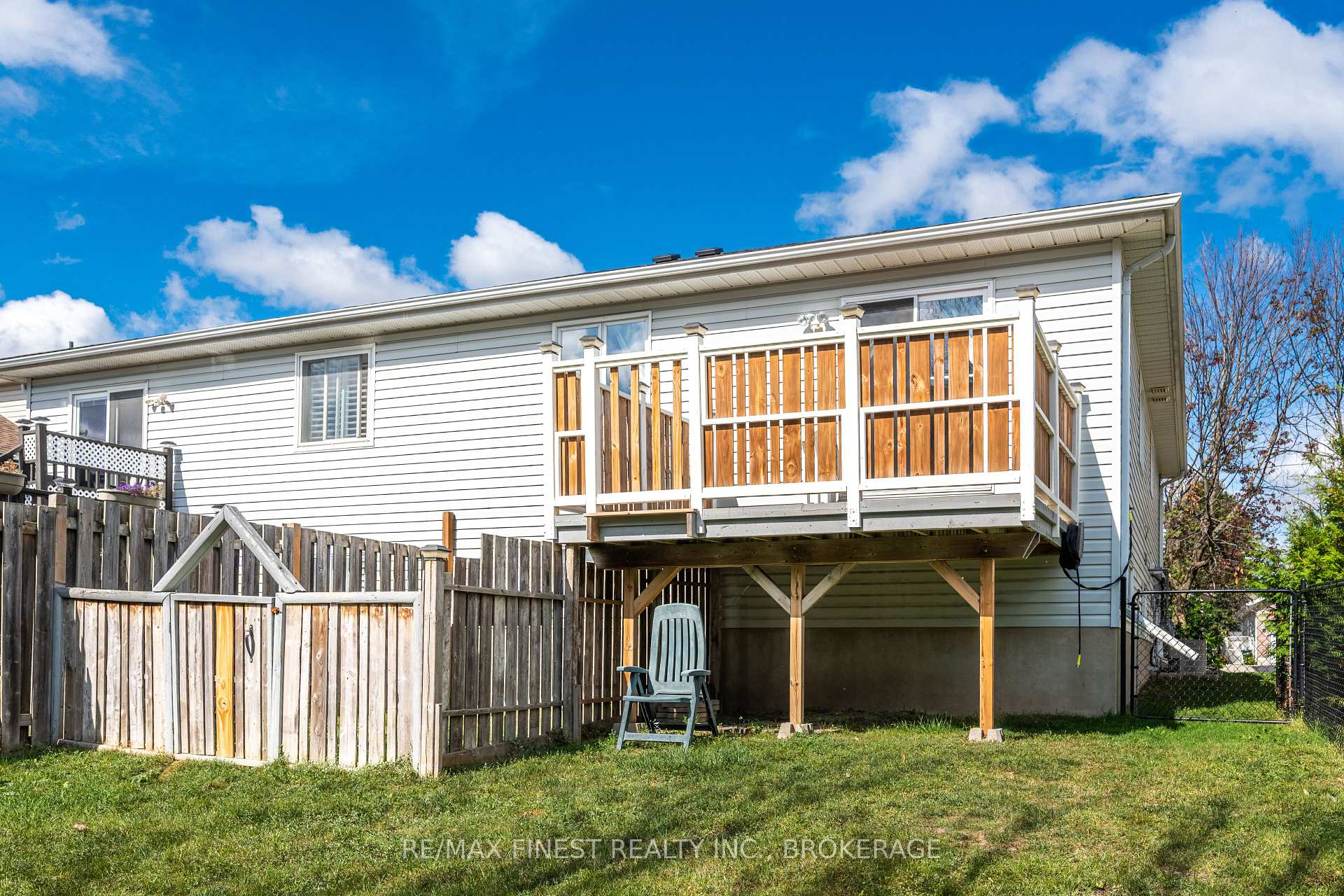 Photo 25 of 1032 Redwood Crescent, Kingston, City Northwest — HOMEH