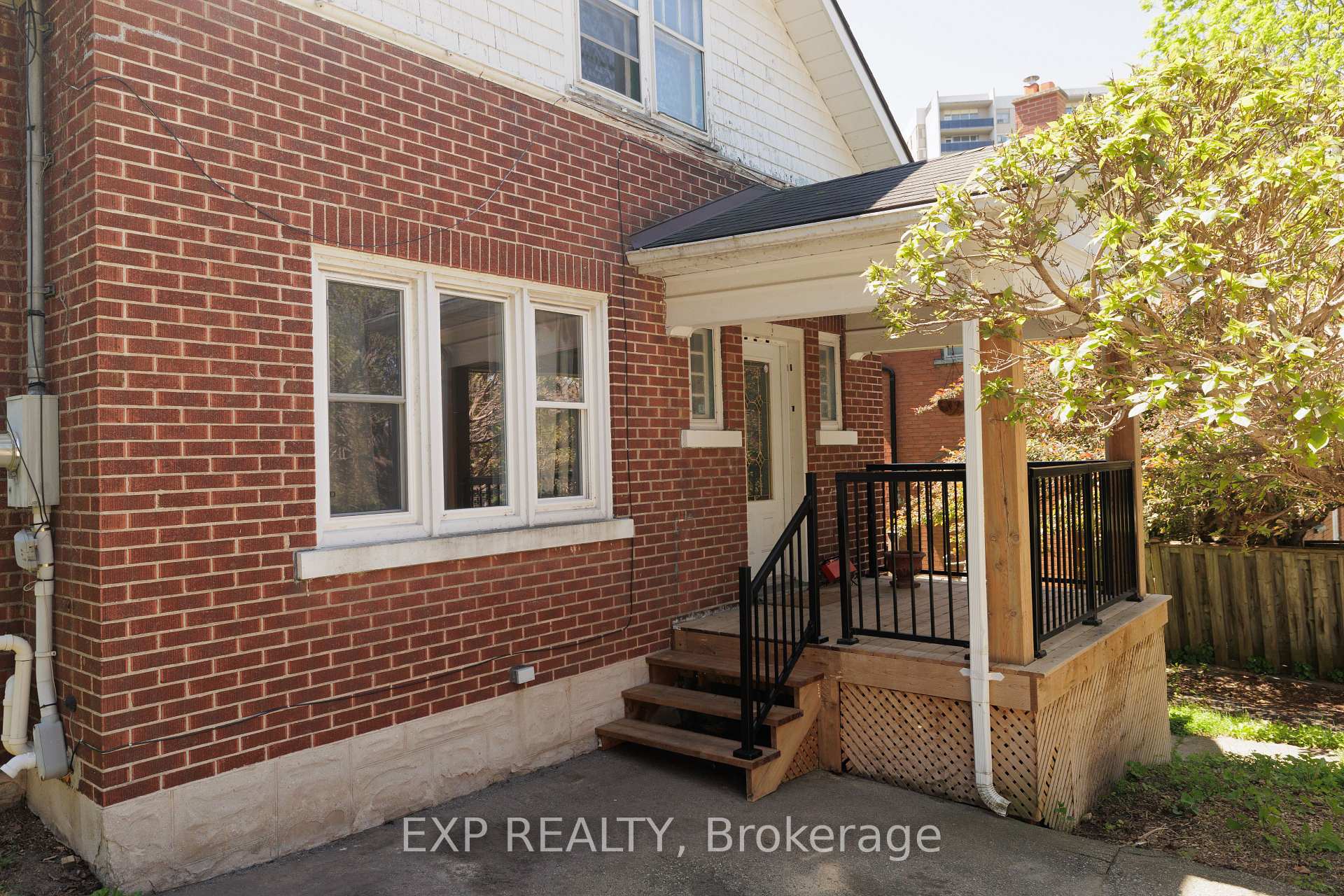 Photo 4 of 349 Luella Street, Kitchener — HOMEH