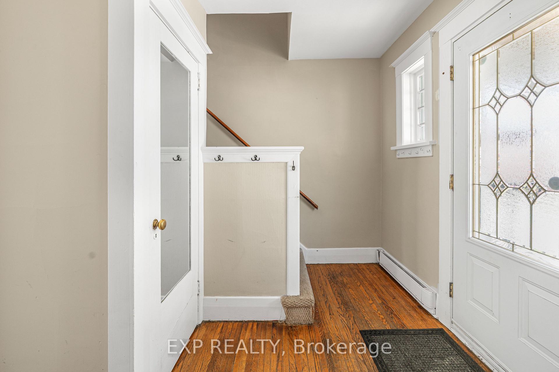 Photo 5 of 349 Luella Street, Kitchener — HOMEH