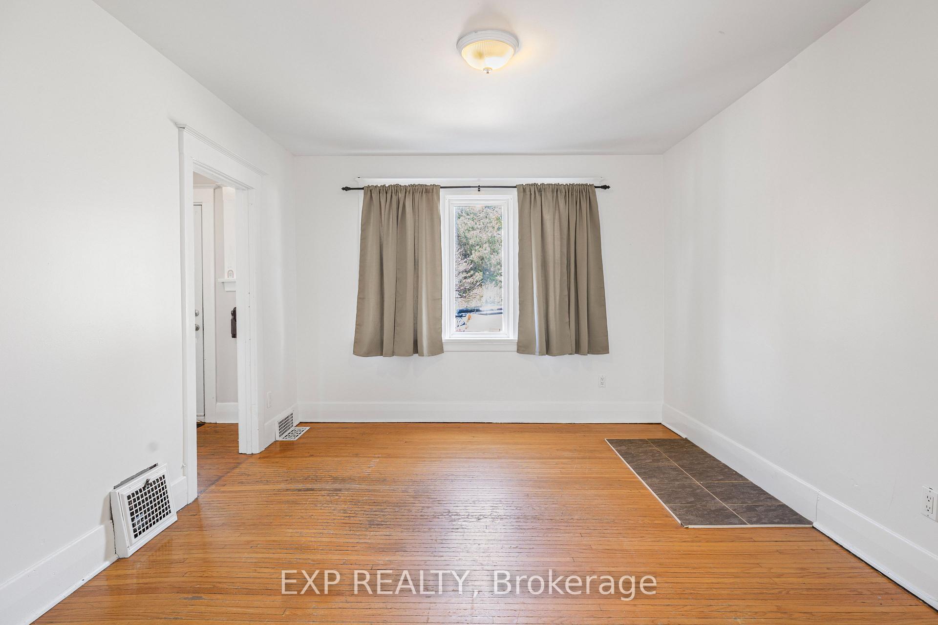 Photo 7 of 349 Luella Street, Kitchener — HOMEH