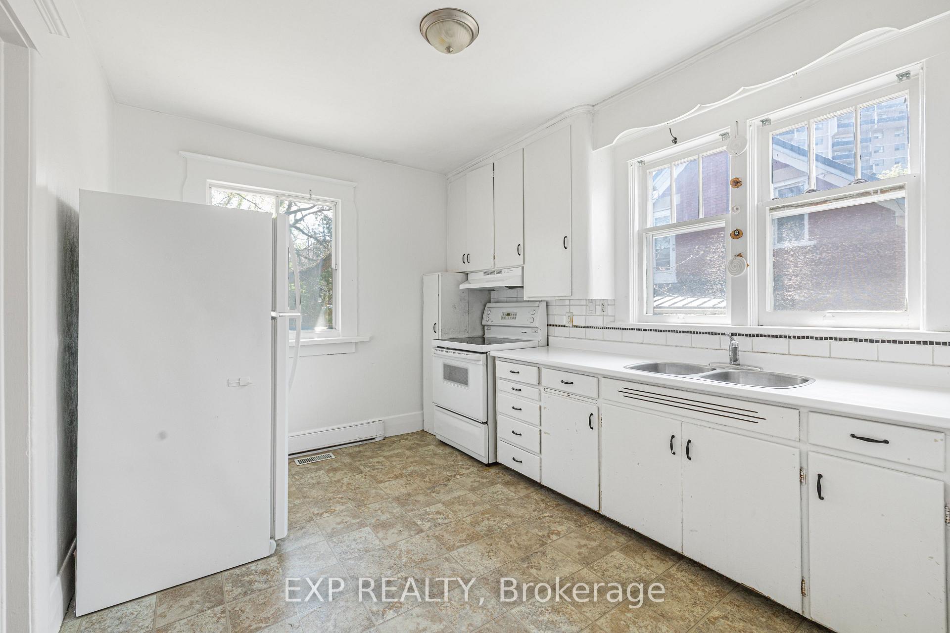 Photo 13 of 349 Luella Street, Kitchener — HOMEH