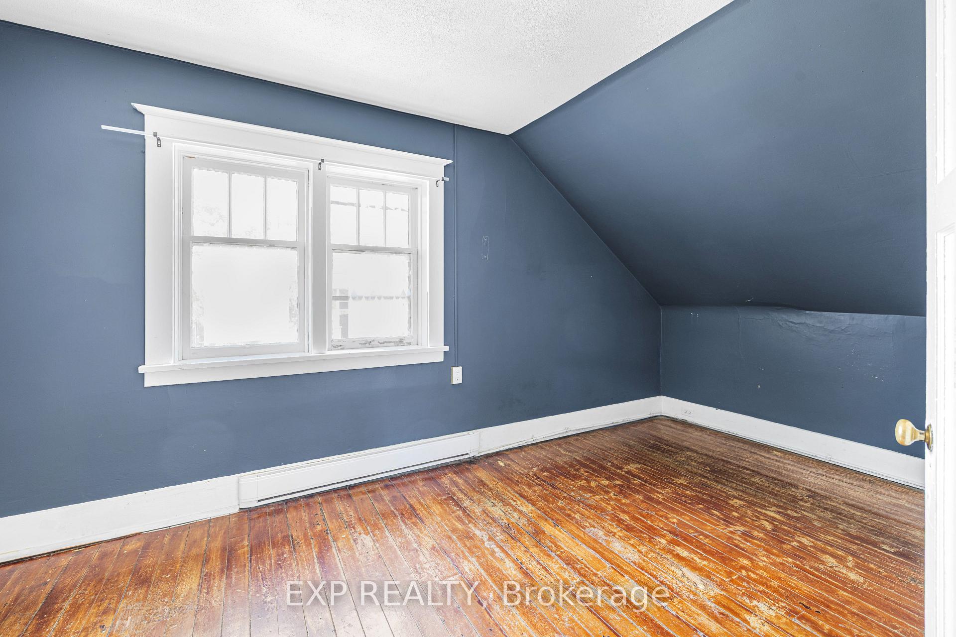 Photo 14 of 349 Luella Street, Kitchener — HOMEH