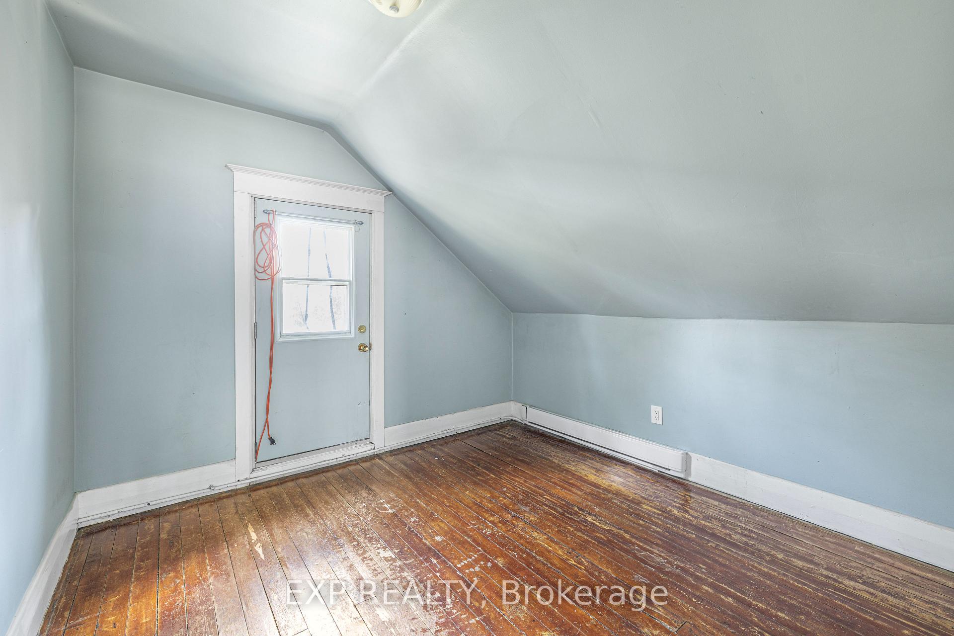 Photo 17 of 349 Luella Street, Kitchener — HOMEH