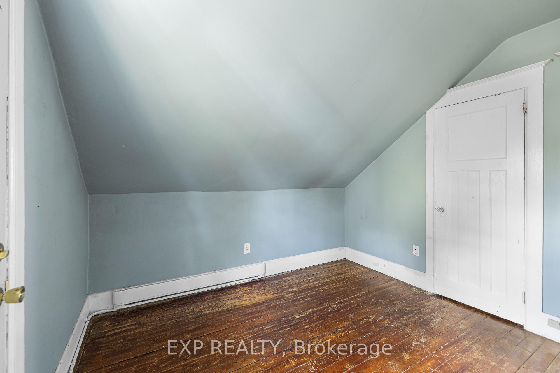 Photo 18 of 349 Luella Street, Kitchener — HOMEH