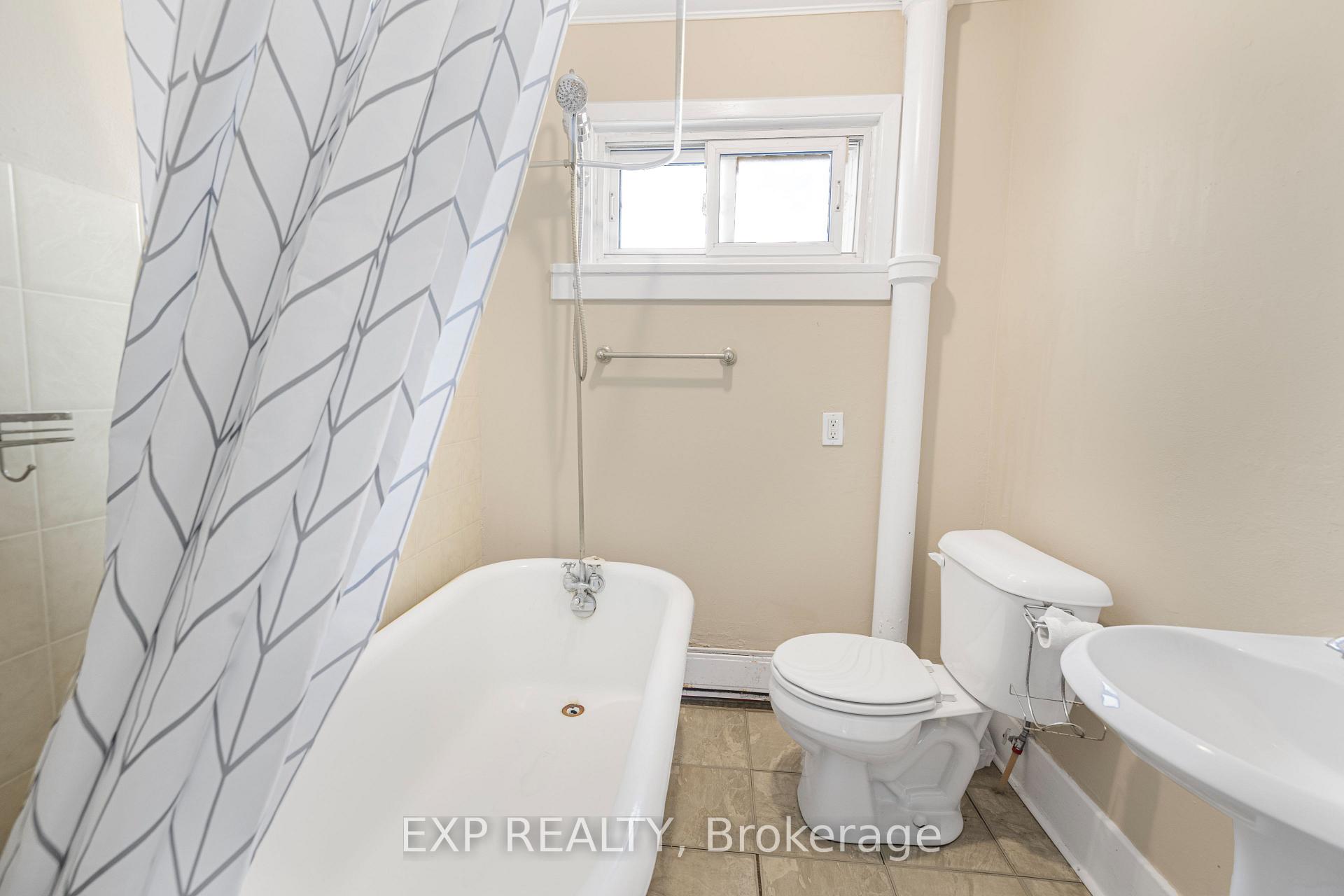 Photo 21 of 349 Luella Street, Kitchener — HOMEH