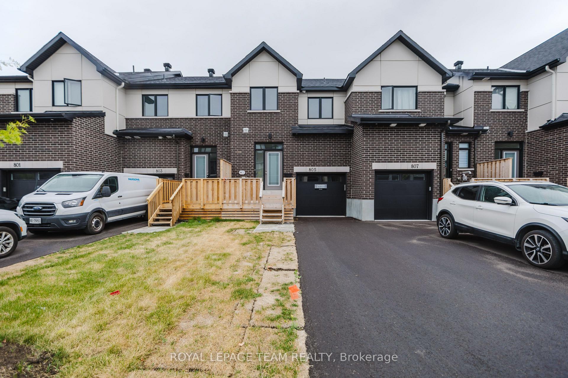 Photo 1 of 805 Anciano Crescent, Ottawa, Kanata - Emerald Meadows/Trailwest — HOMEH