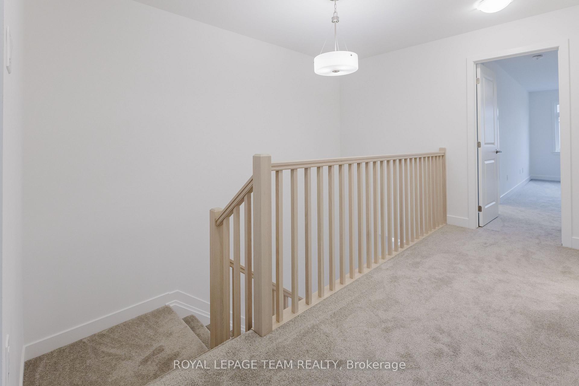 Photo 13 of 805 Anciano Crescent, Ottawa, Kanata - Emerald Meadows/Trailwest — HOMEH