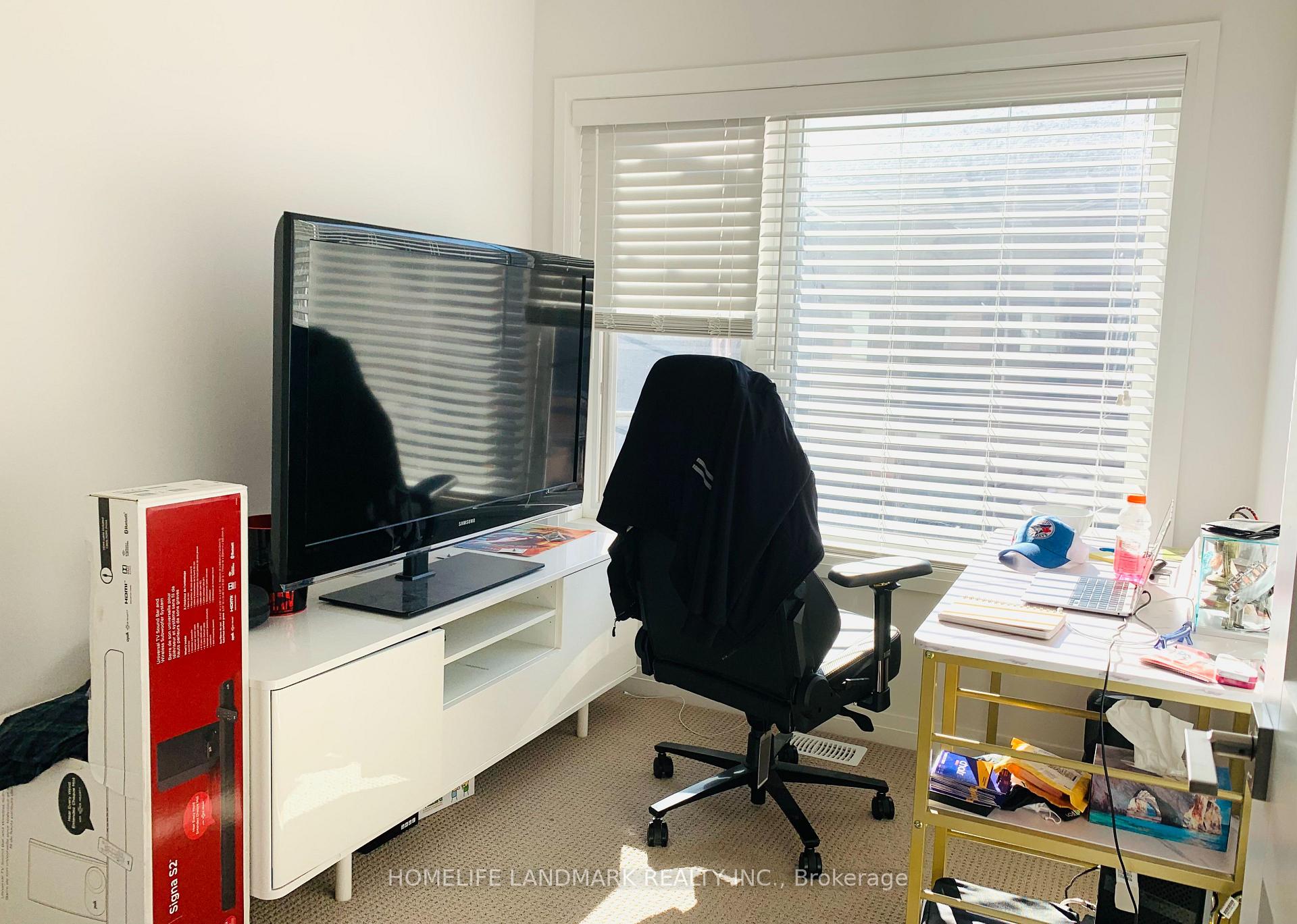 Photo 8 of Unit 89, 30 Times Square Boulevard, Hamilton, Stoney Creek — HOMEH