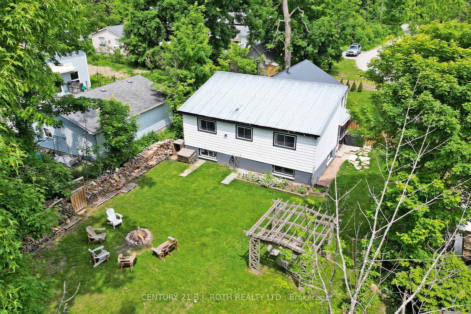 Photo 5 of 3948 Alderly Avenue, Innisfil, Rural Innisfil — HOMEH