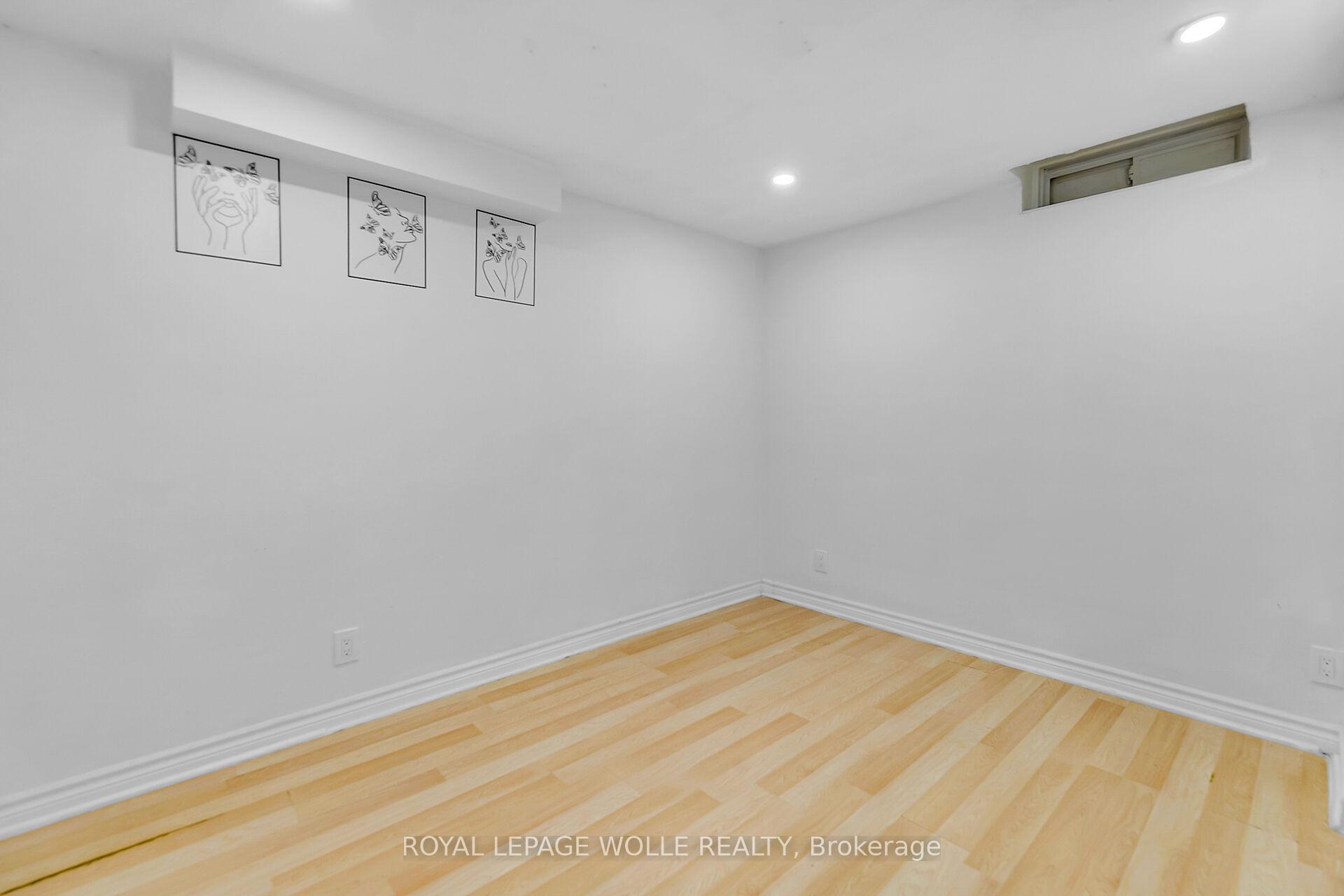Photo 22 of 262 Heritage Drive, Kitchener — HOMEH
