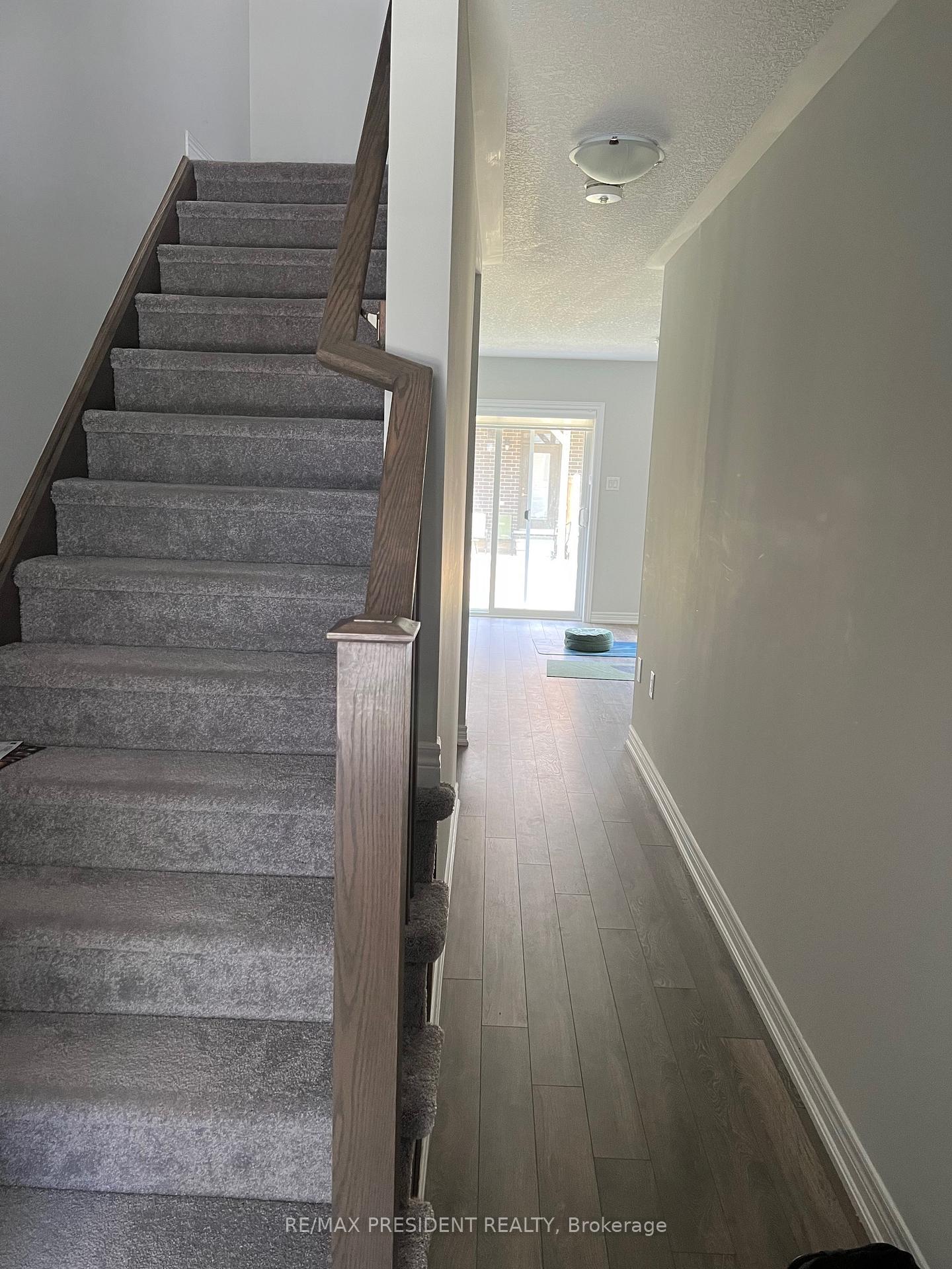 Photo 2 of 35 Rapids Lane, Hamilton, Vincent — HOMEH