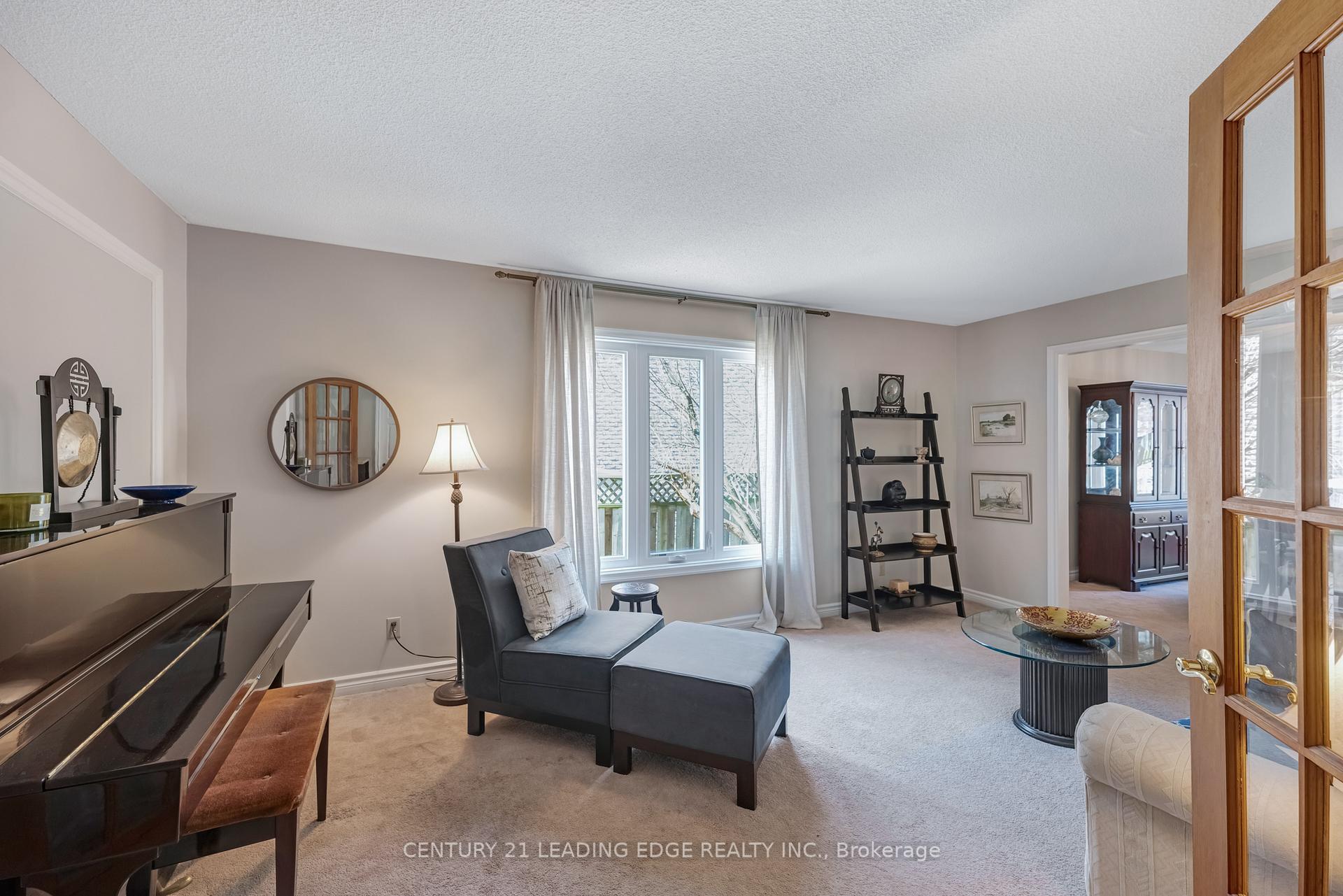 Photo 5 of 22 Havagal Crescent, Markham, Markville — HOMEH
