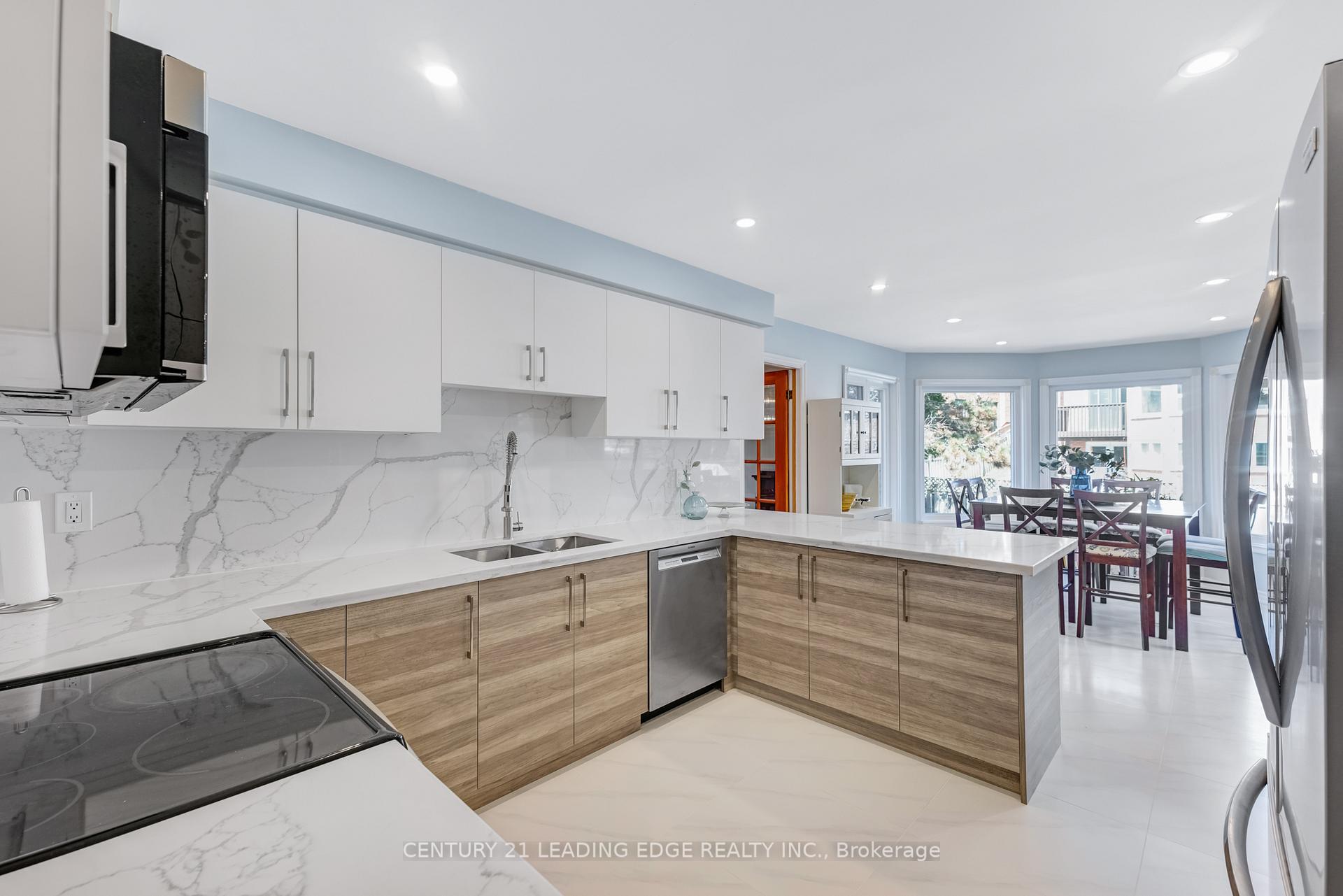 Photo 11 of 22 Havagal Crescent, Markham, Markville — HOMEH