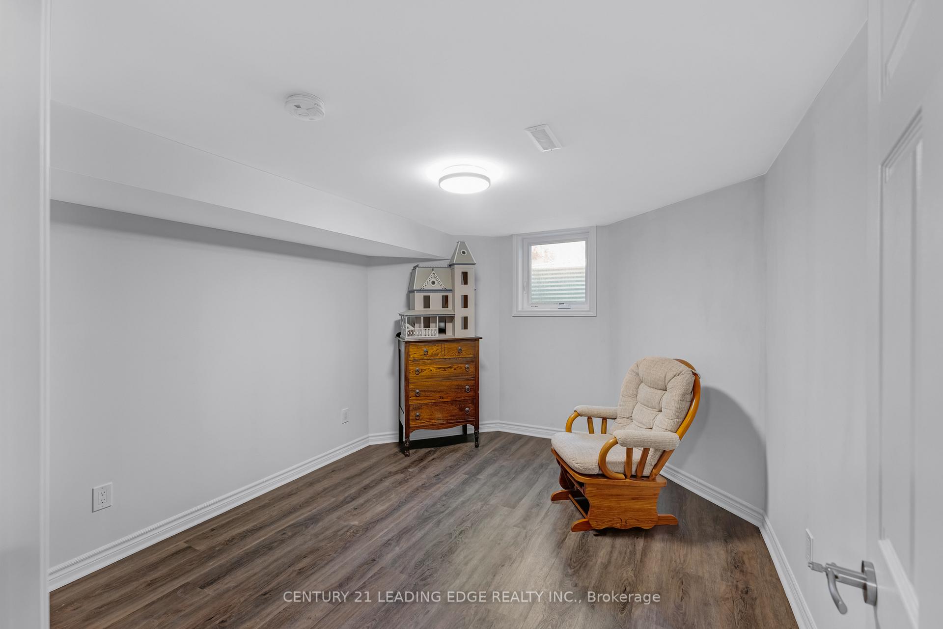 Photo 35 of 22 Havagal Crescent, Markham, Markville — HOMEH