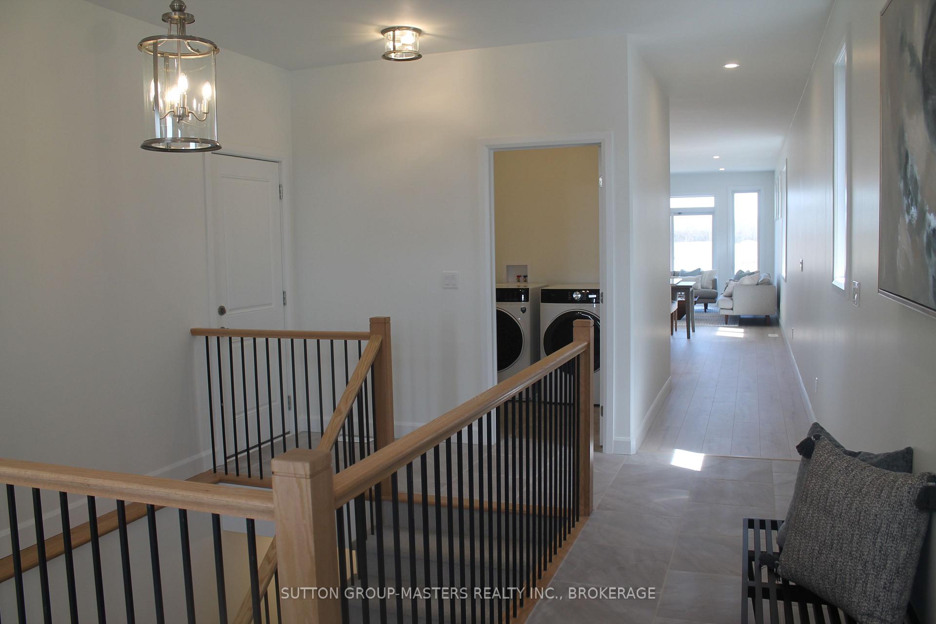Photo 3 of 263 Pratt Drive, Loyalist, Amherstview — HOMEH