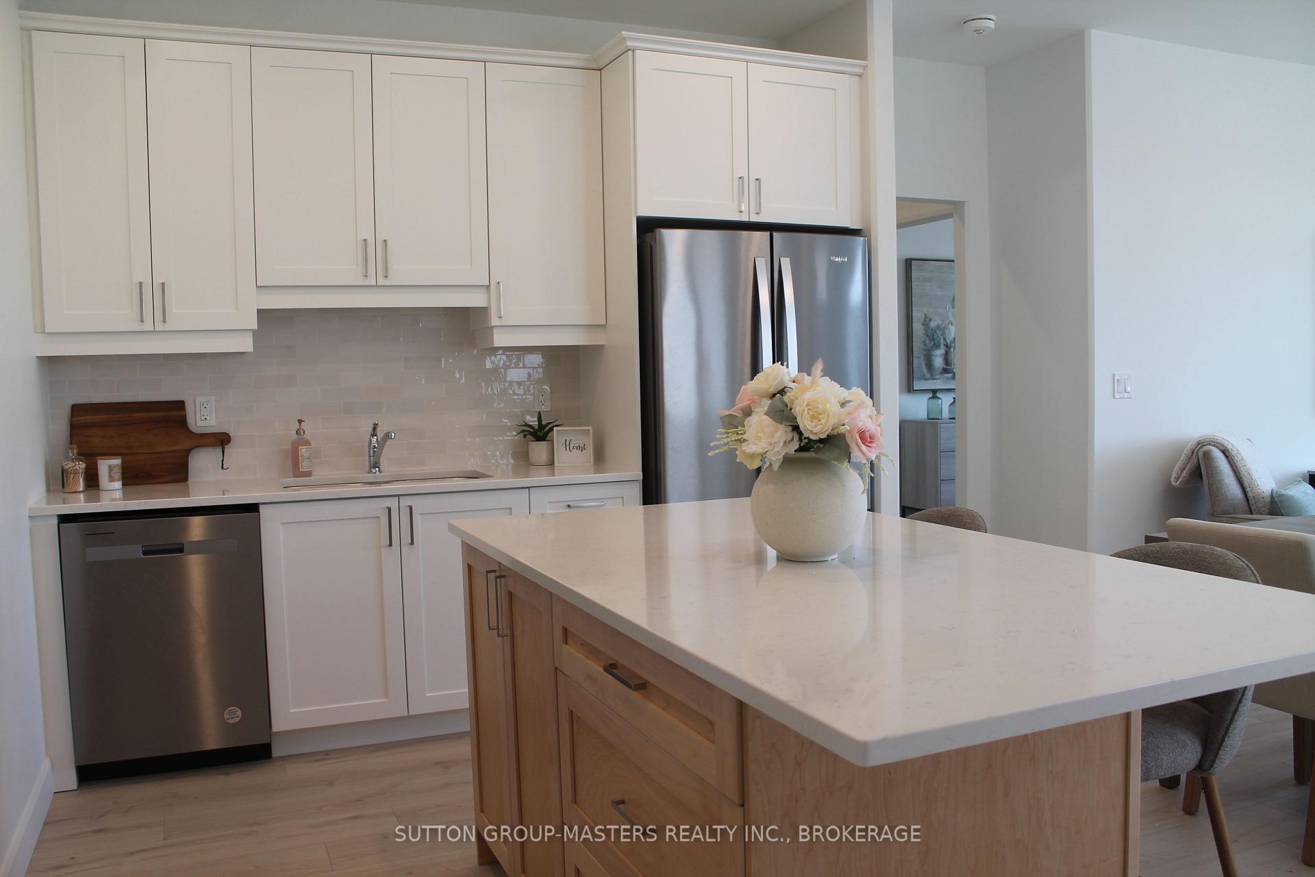 Photo 6 of 263 Pratt Drive, Loyalist, Amherstview — HOMEH