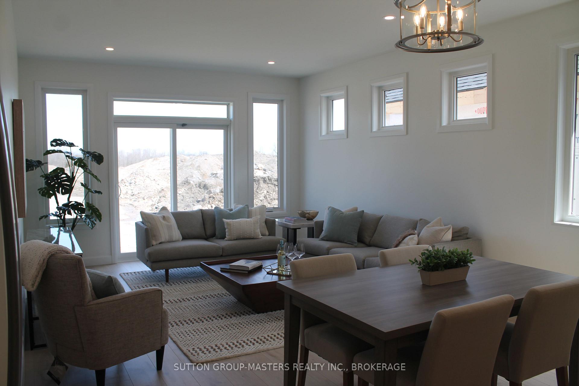 Photo 10 of 263 Pratt Drive, Loyalist, Amherstview — HOMEH