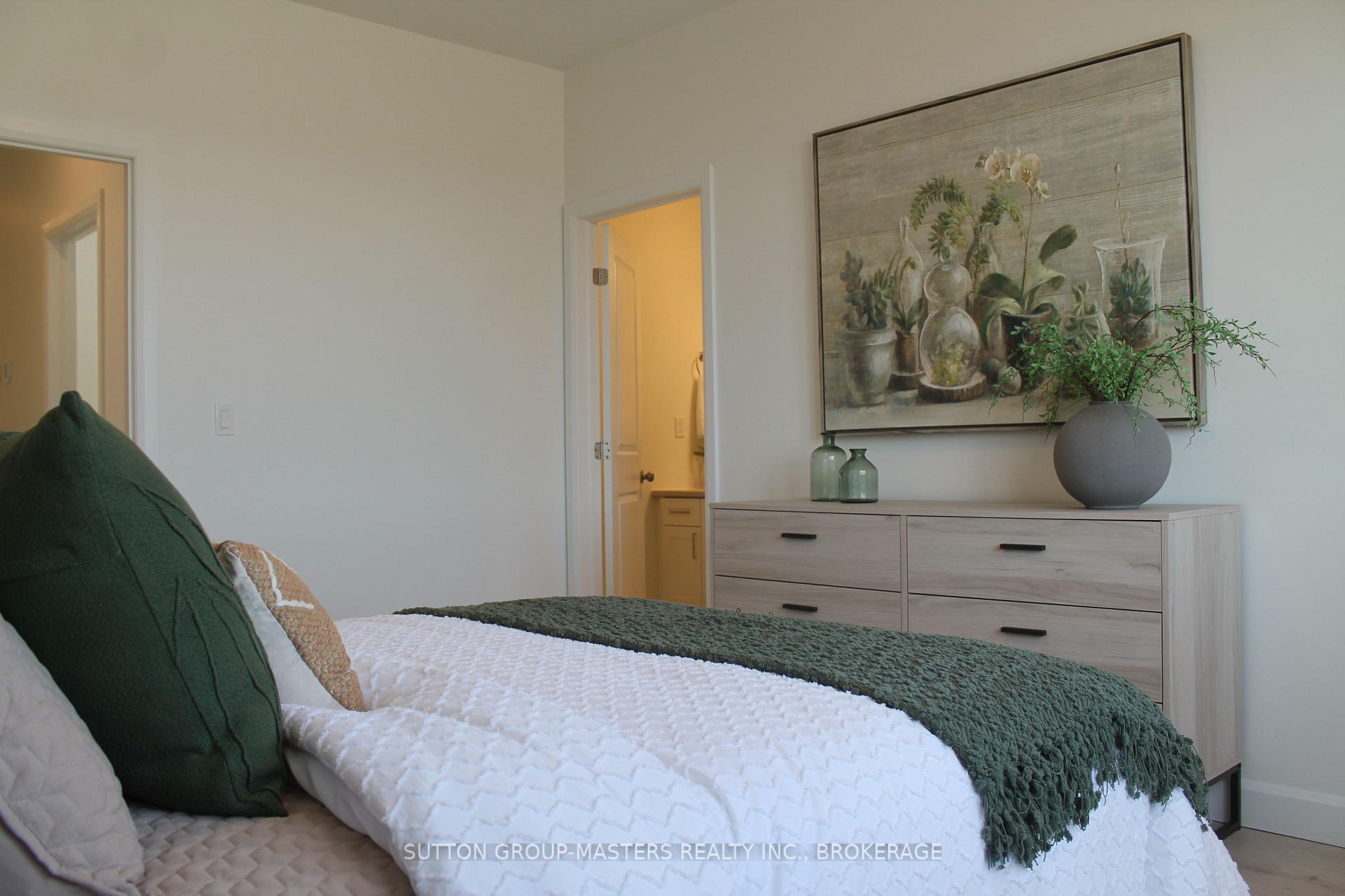 Photo 14 of 263 Pratt Drive, Loyalist, Amherstview — HOMEH