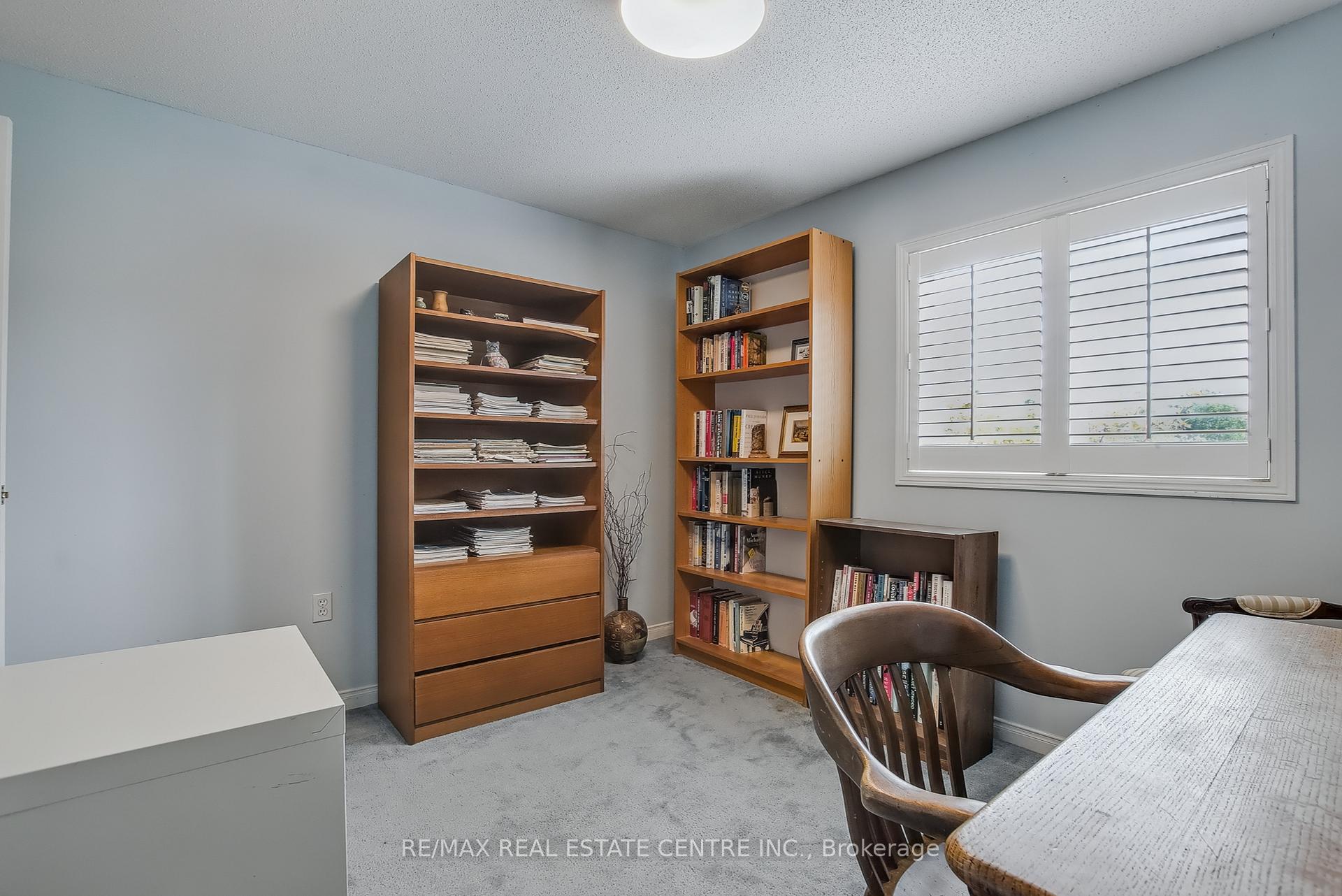 Photo 25 of 487 Westforest Trail, Kitchener — HOMEH